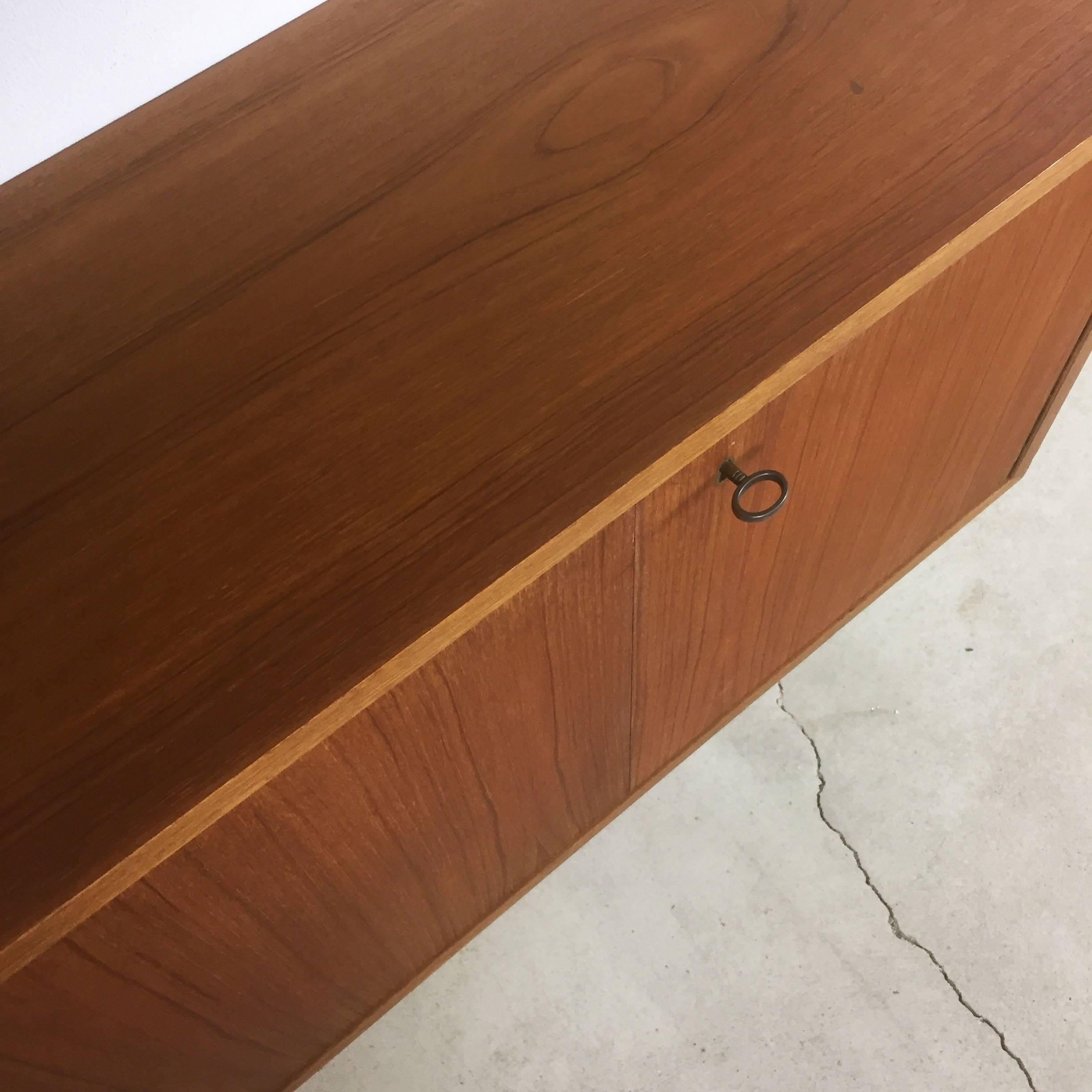 20th Century Swedish Teak Wall Unit by Nisse Strinning for String, 1960s