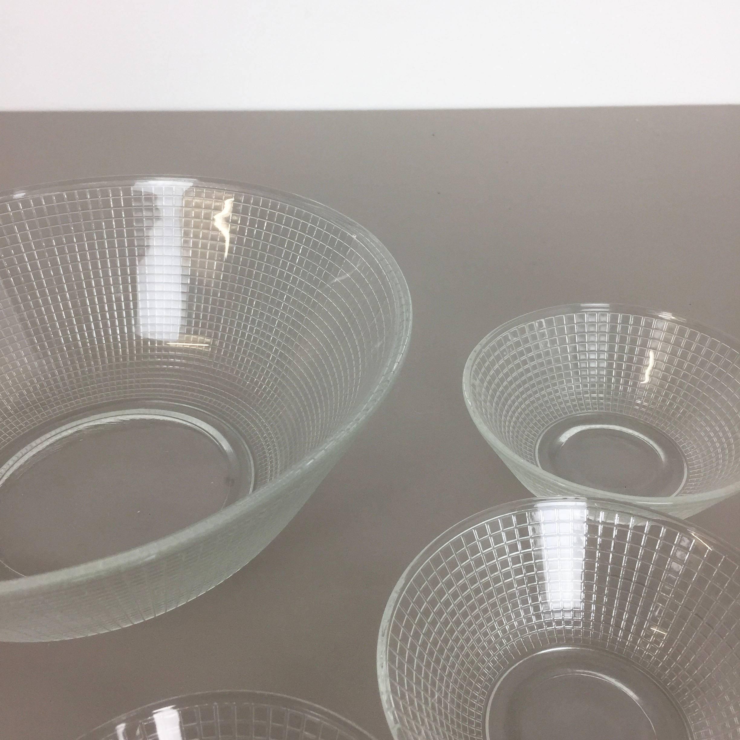 Set of 7 glass shells by Wilhelm Wagenfeld for VLG Weisswasser, Germany 1960s (20. Jahrhundert)