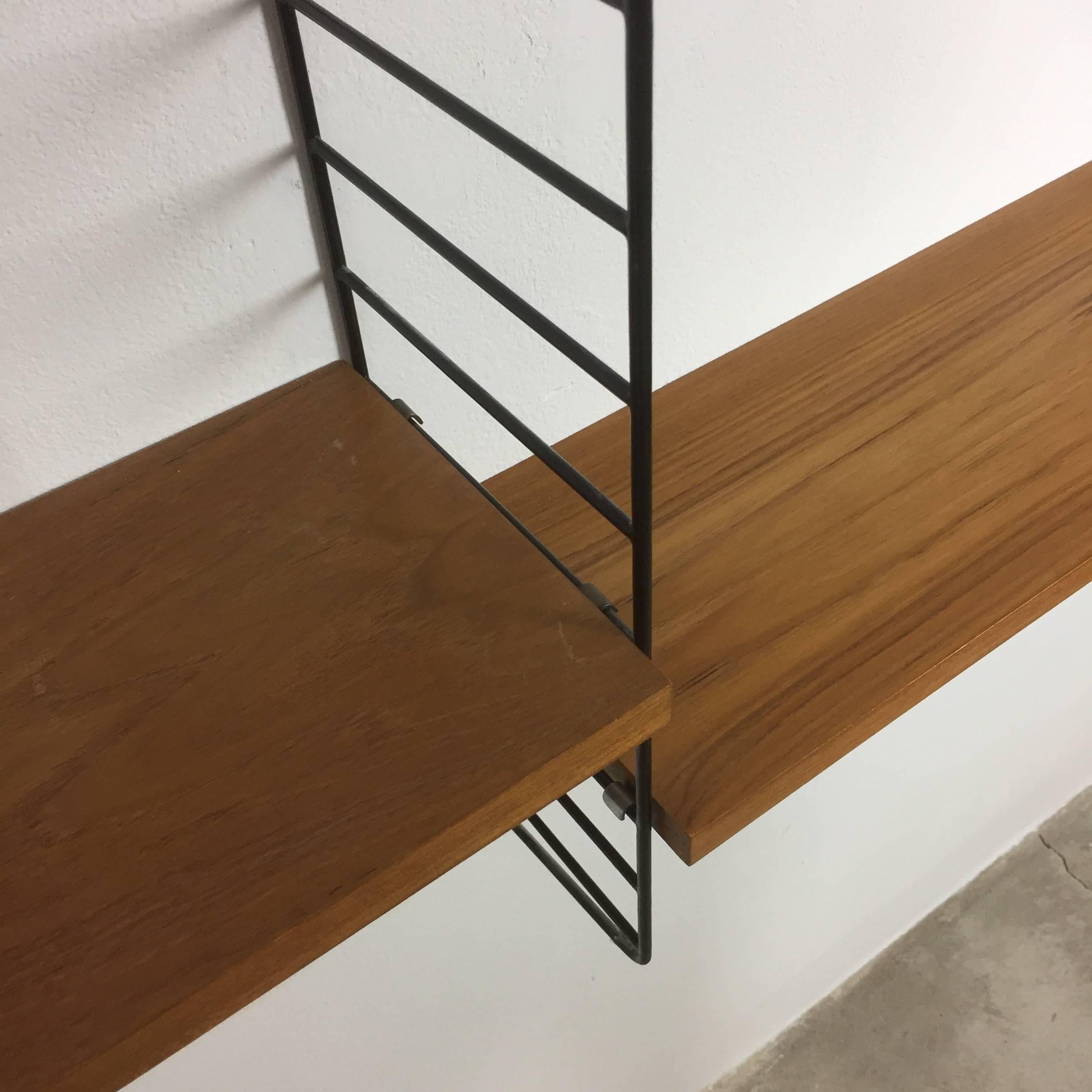 Vintage Teak String Wall Unit Nisse Strinning String Design Ab, Sweden, 1960s In Good Condition In Kirchlengern, DE