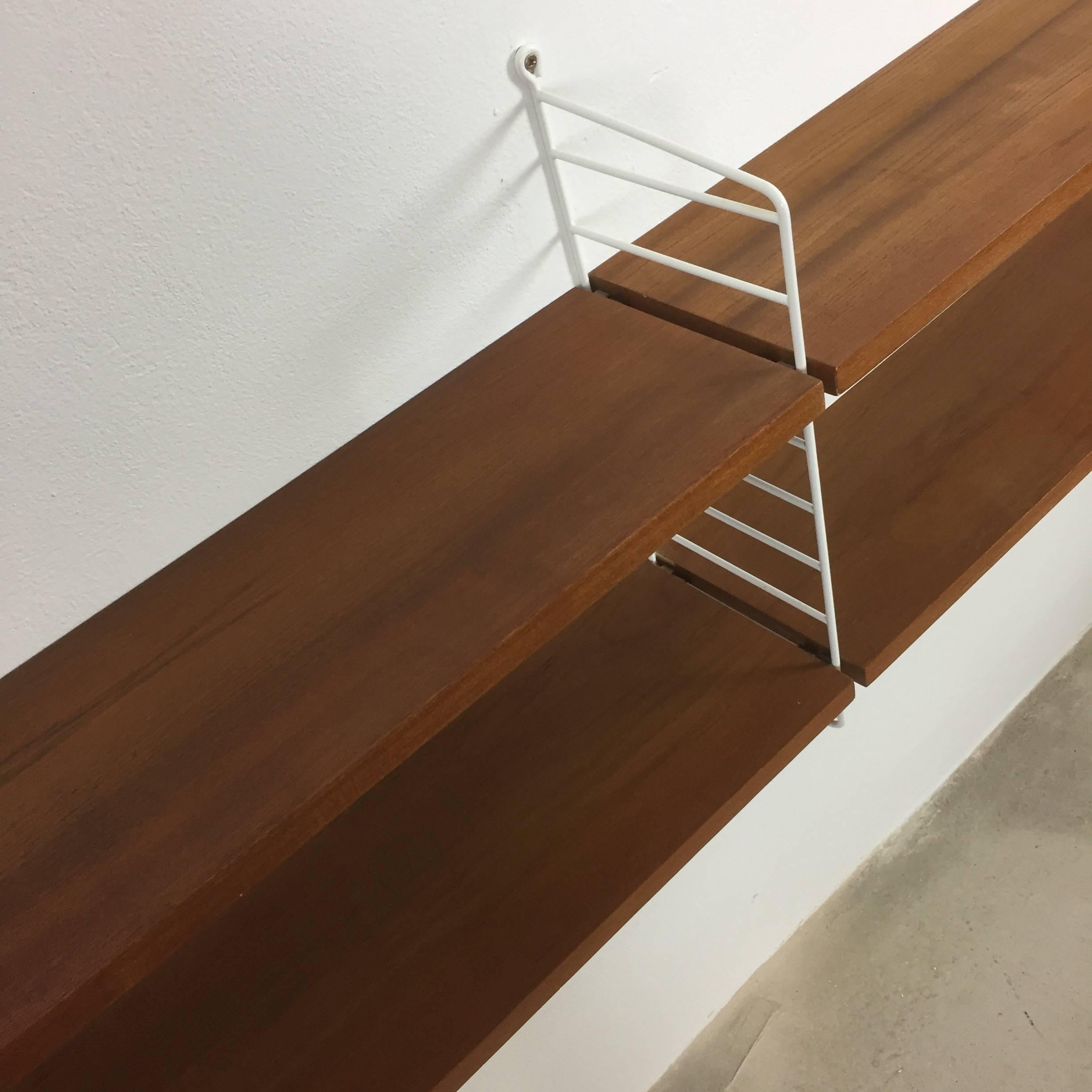 Vintage Teak String Wall Unit Nisse Strinning String Design Ab, Sweden, 1960s In Good Condition In Kirchlengern, DE