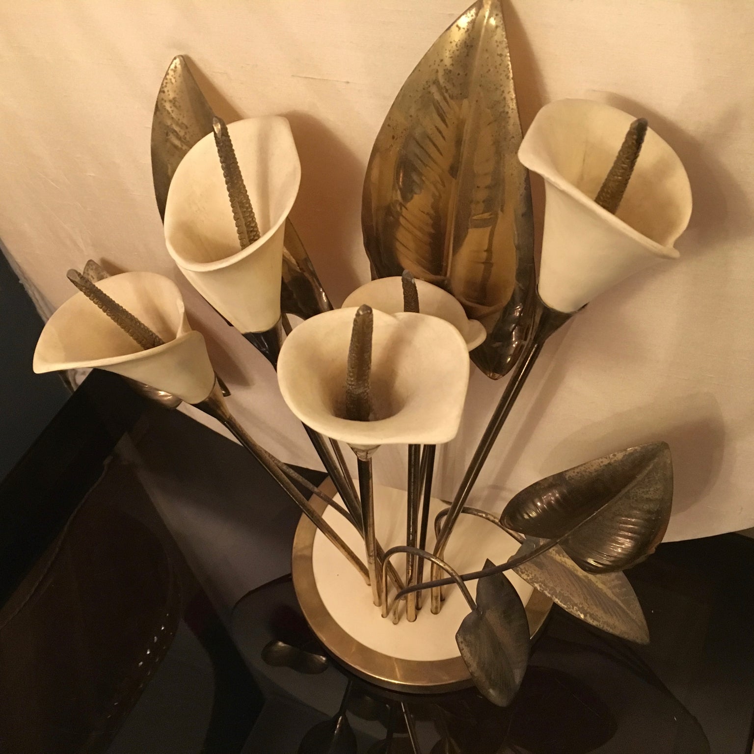 Italian Table Light, adjustable brass & bisque lillies, Italy, Florence, 1960s-1970s For Sale