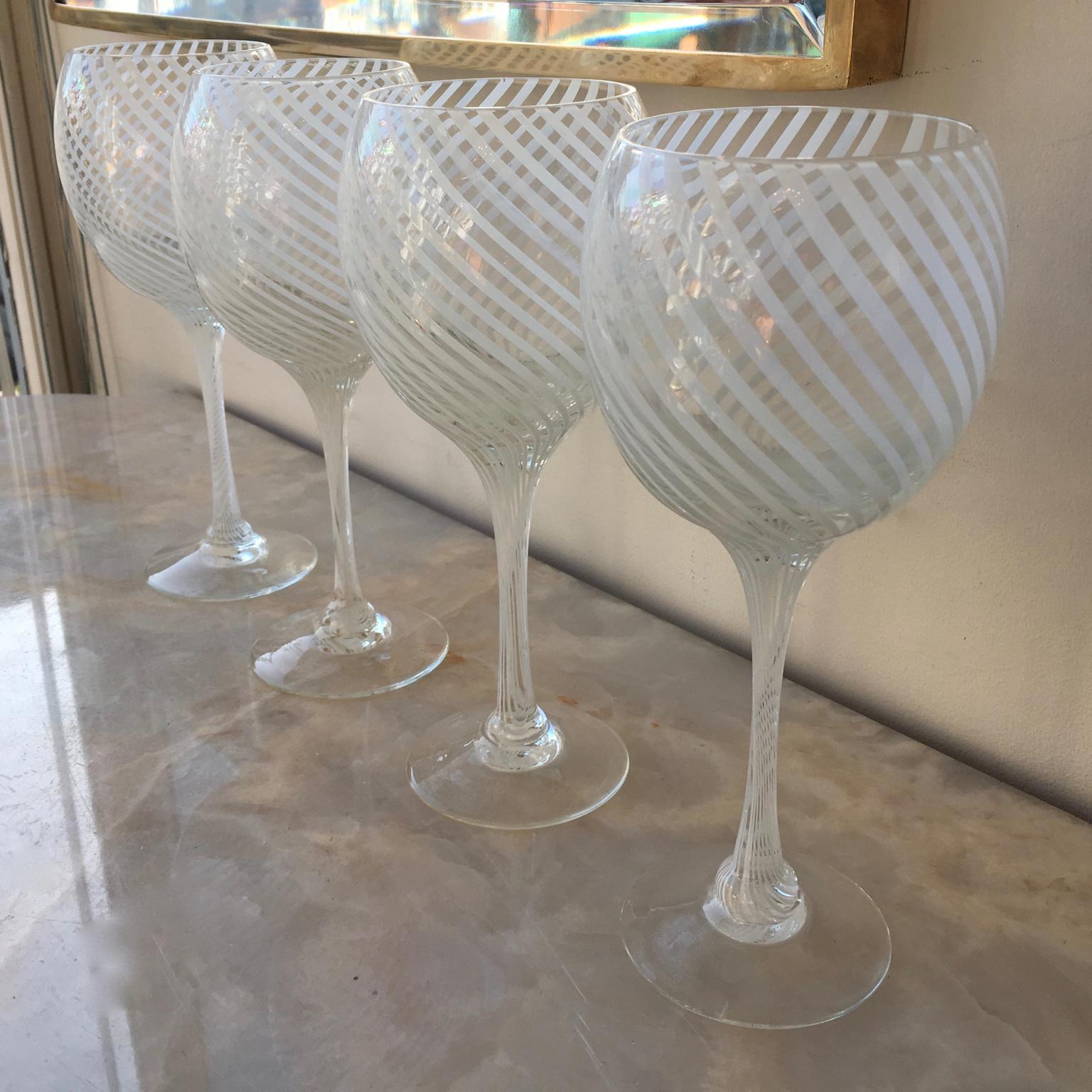 Mid-Century Modern Set of 12 Murano Wine Glasses Attributed to Venini