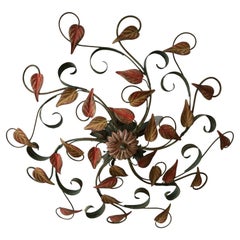 gran lámpara de techo o aplique floral de metal de los años 50 en tonos pastel