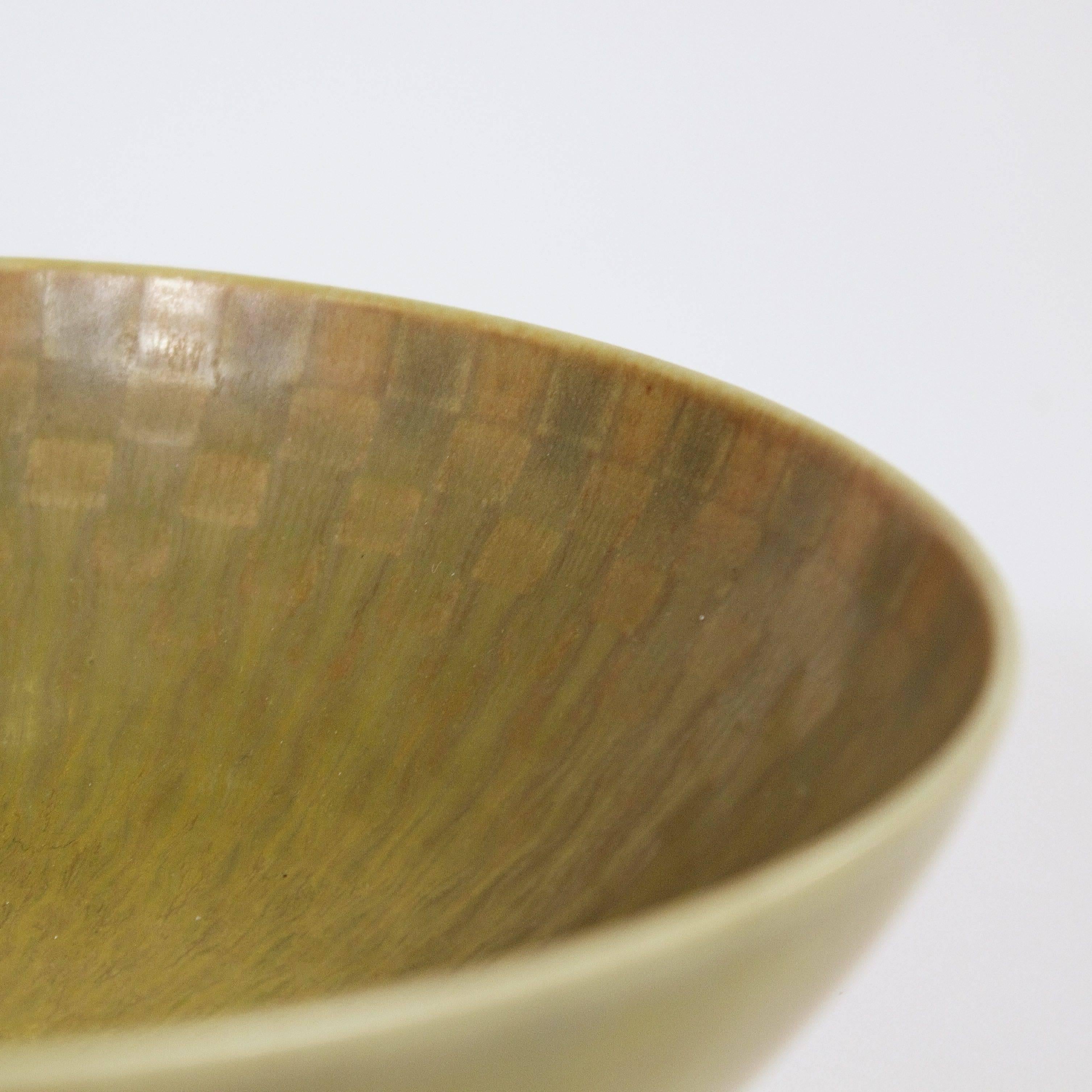 Scandinavian Modern Circular Stoneware Bowl with Rich Green Glaze by Berndt Friberg For Sale