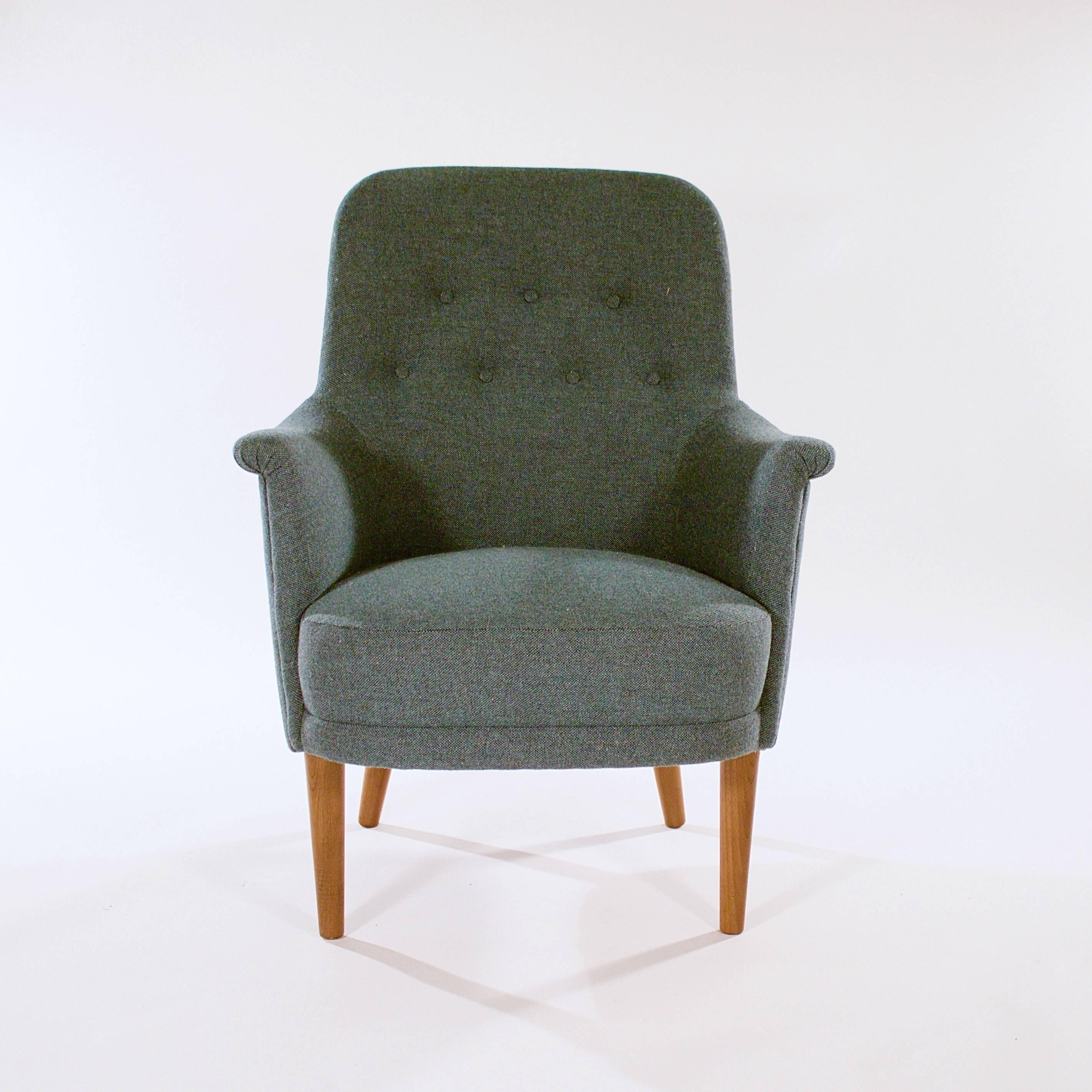 Scandinavian Modern Pair of 'Husmor' Upholstered Easy Chairs by Carl Malmsten, (1888 -1972) For Sale