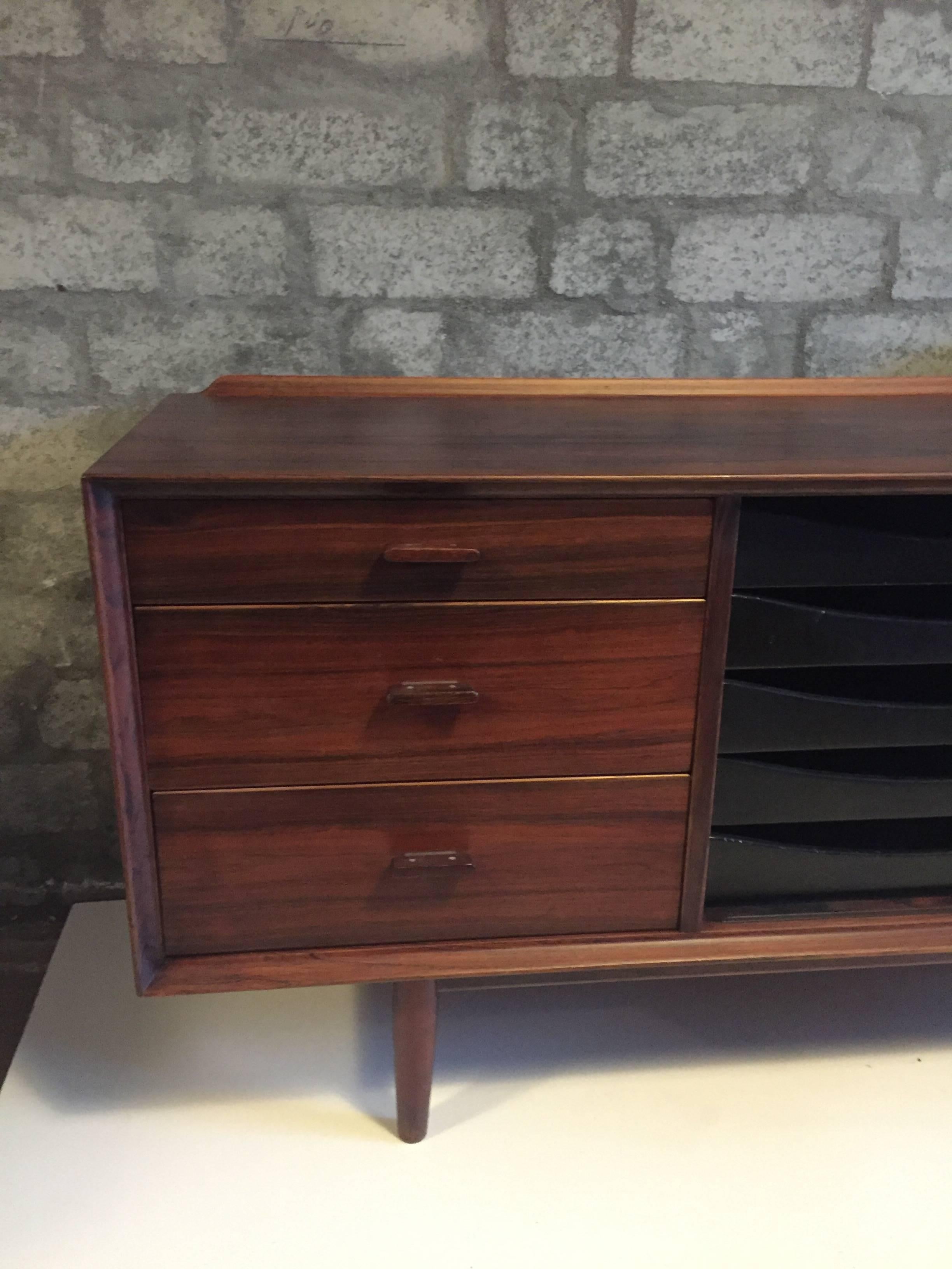 Arne Vodder Rosewood Sideboard In Excellent Condition For Sale In Bern, CH