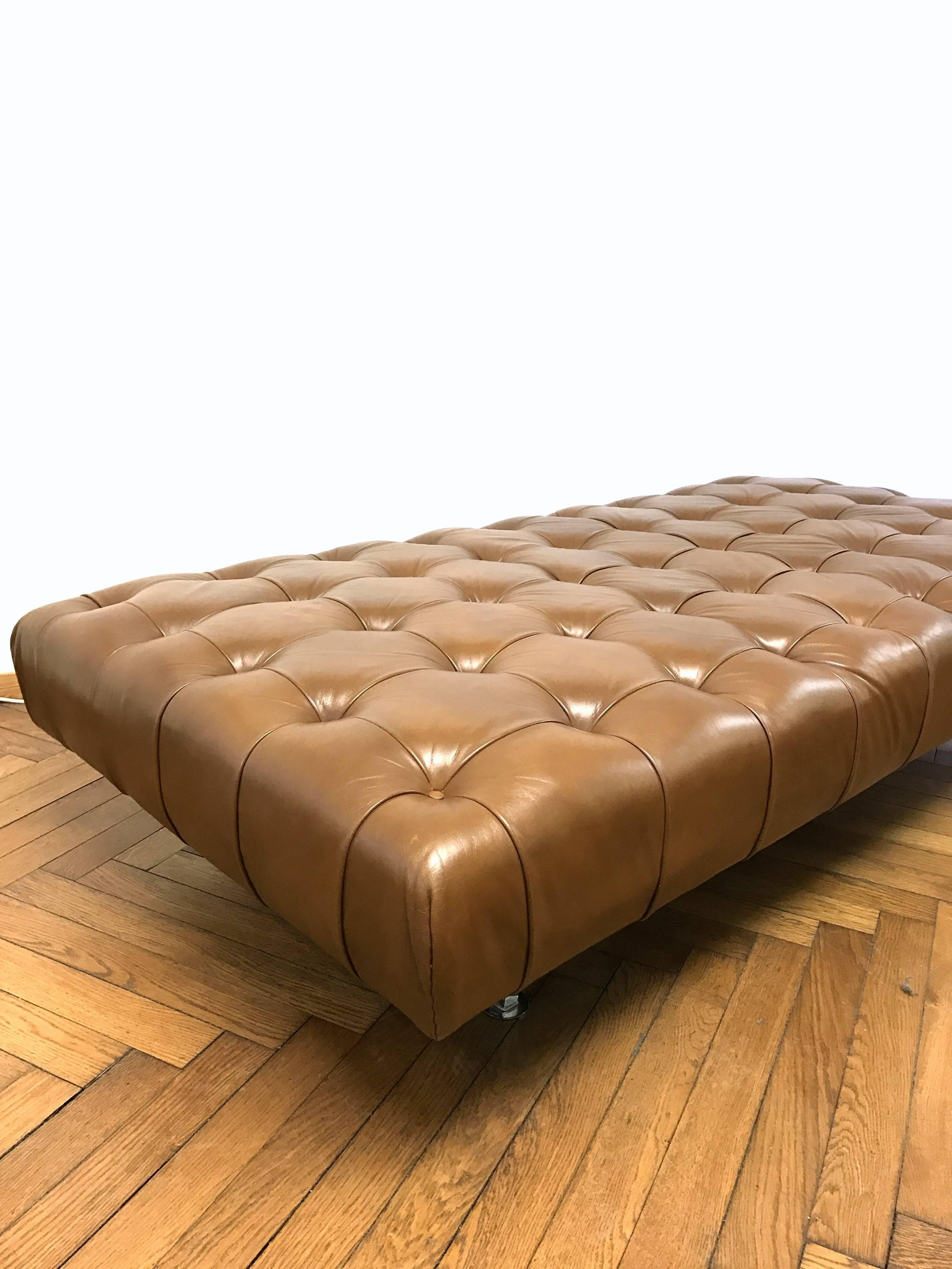 Design: attributed to Robert & Trix Haussmann.
Origin: Switzerland
Beautiful daybed with thick, brown, high quality leather. Very nice patina. This daybed was made 1965 in Switzerland.