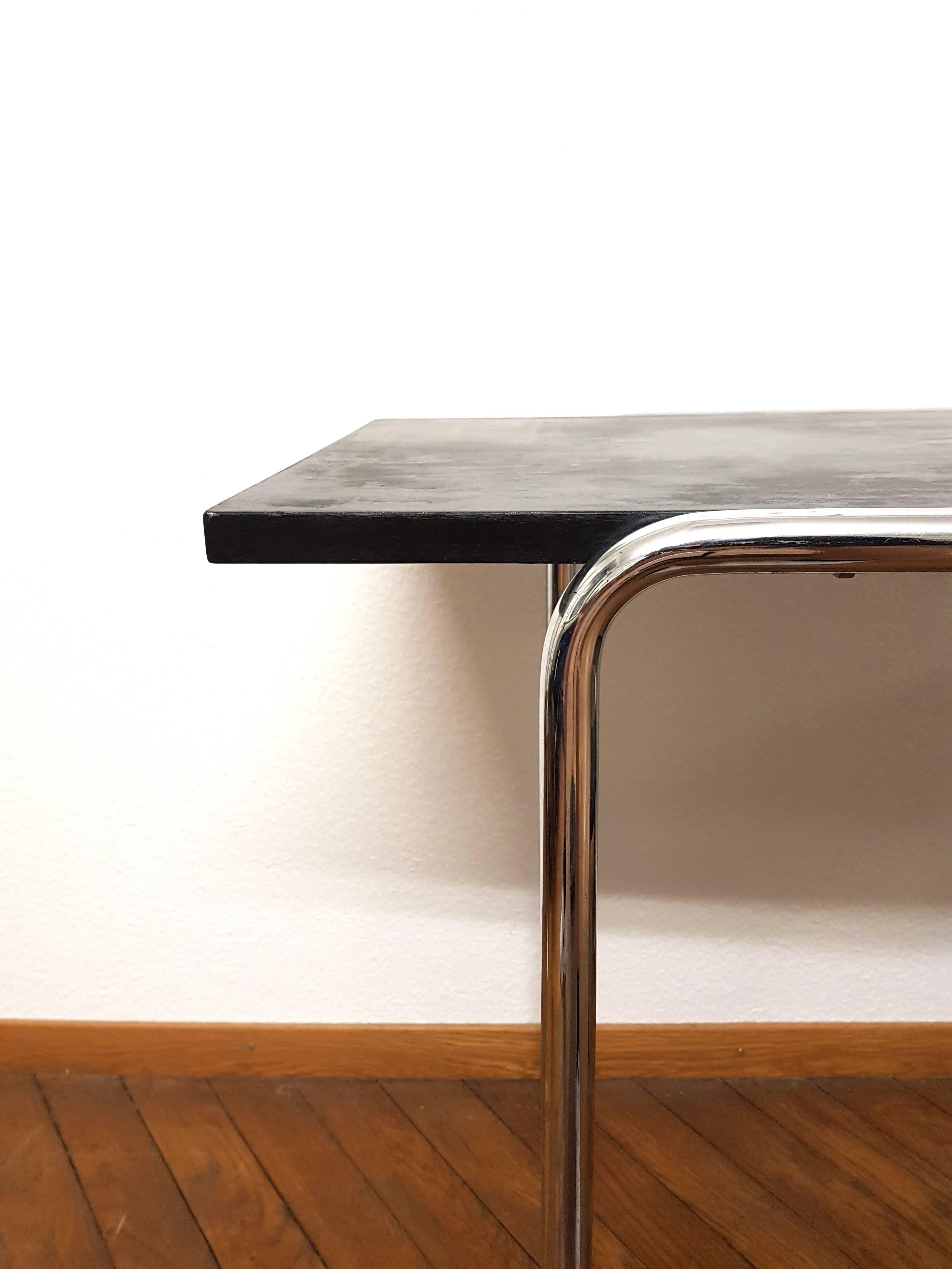 Your opportunity to get a desk, designed by Marcel Breuer. This wonderful object is in completely original condition.