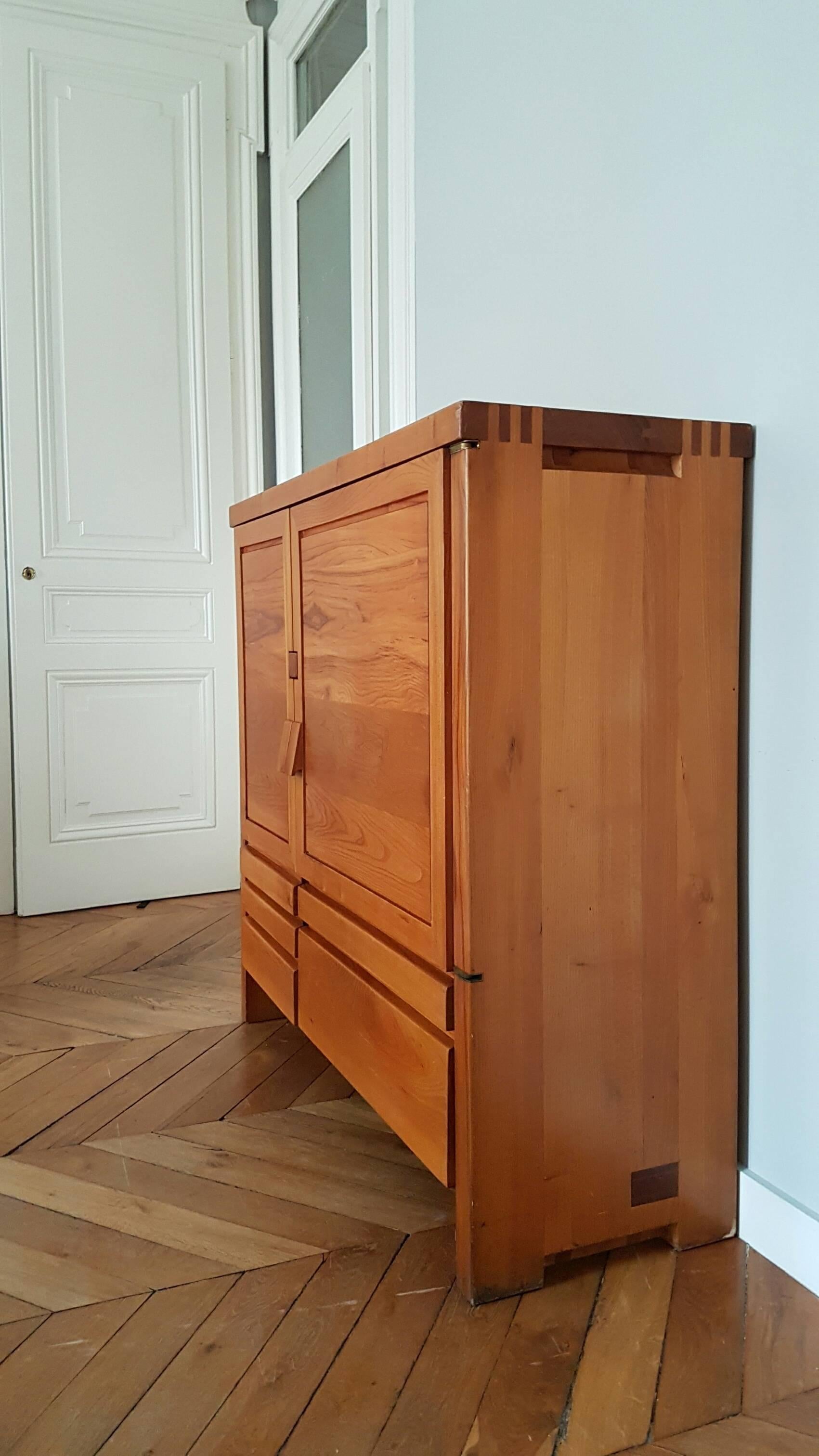 Chest Pierre Chapo R18, circa 1970 in French Orme In Excellent Condition In Lyon, FR