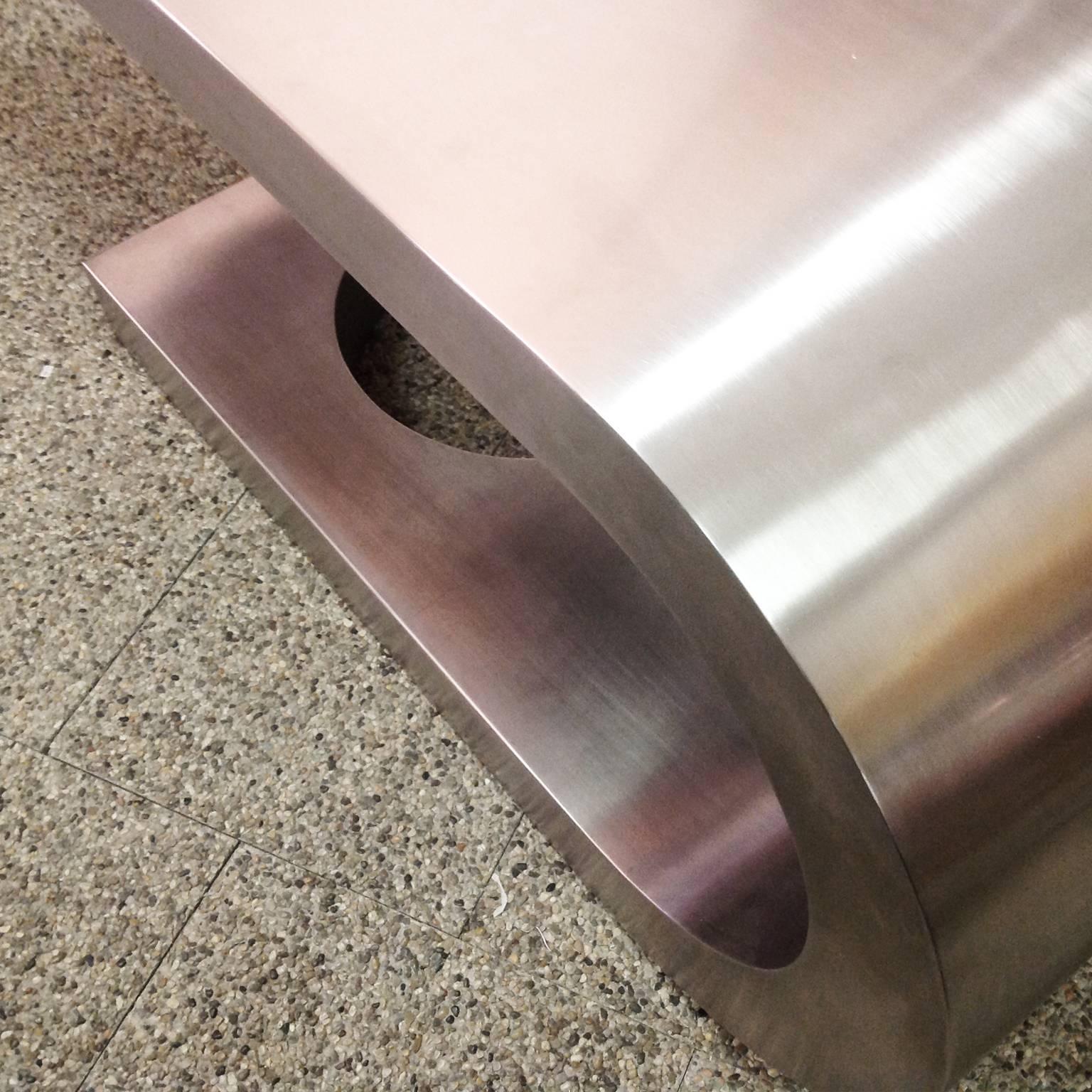 Steel desk “Diapason,