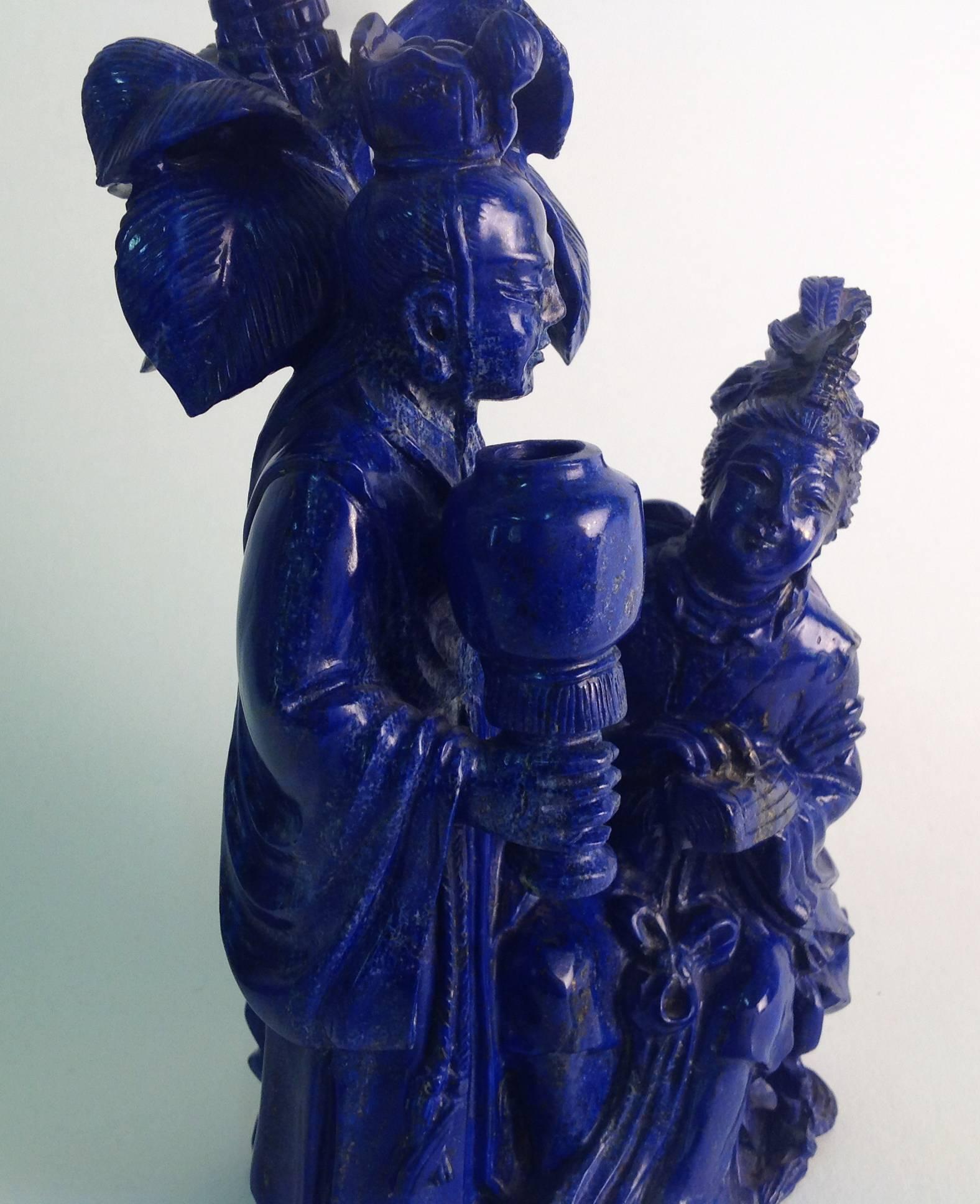 A beautiful lapis lazuli sculpture produced in China. Italian private collection. Measures: Weight kg 1,380.
   