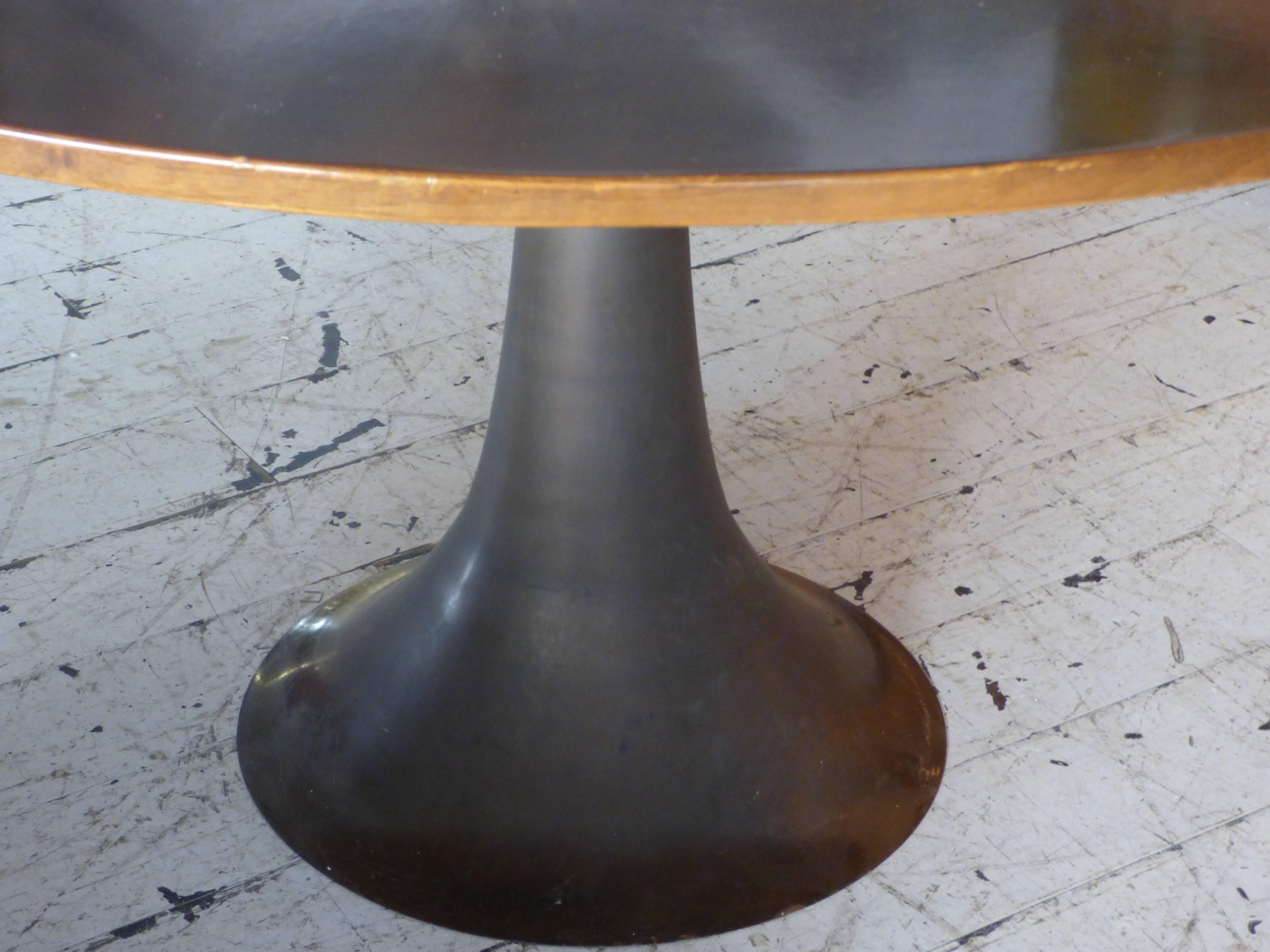 Modern Angelo Mangiarotti, Table Model 302, Bernini, Italy