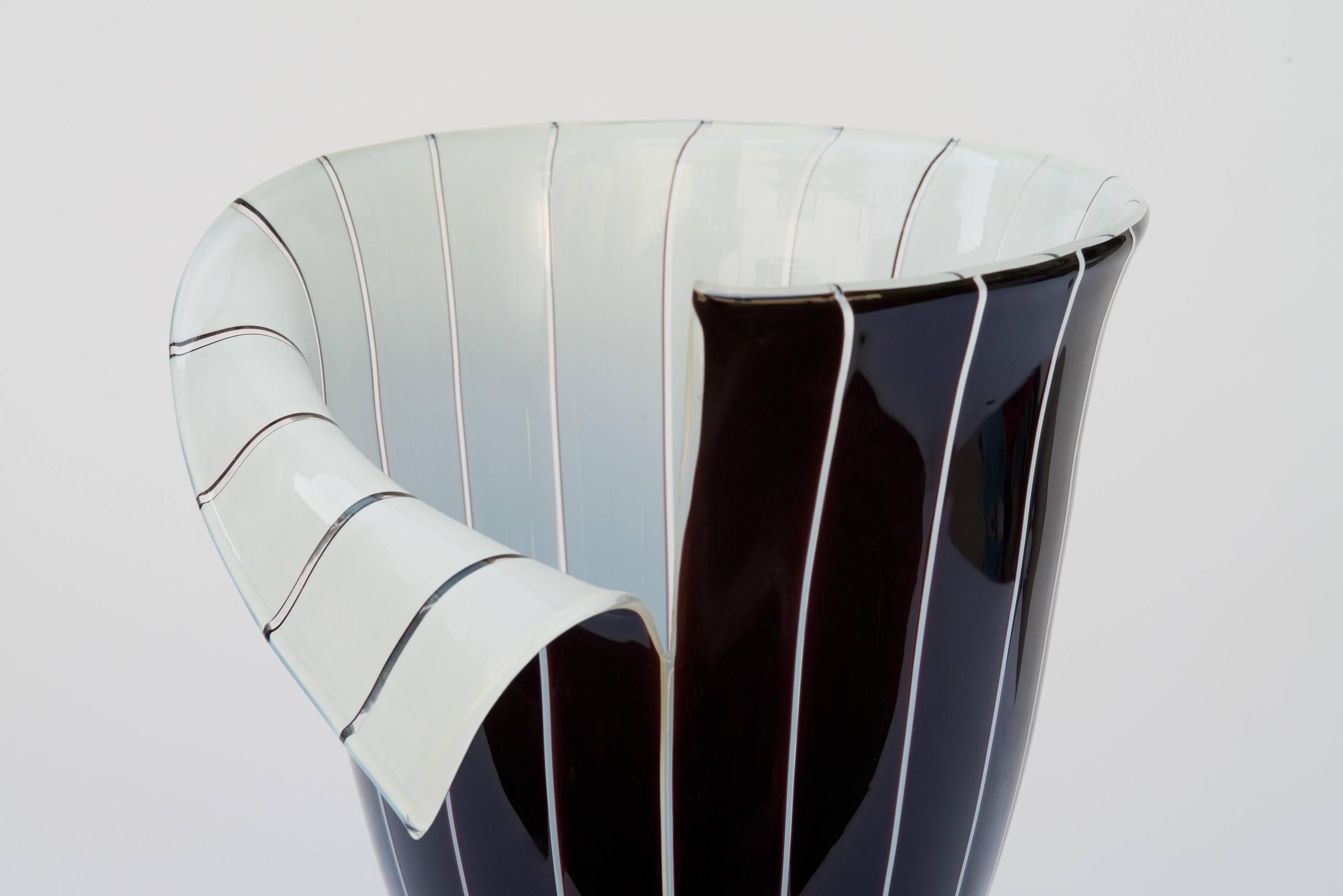 Vase aus italienischem Murano-Glas Modell Spacco von Toni Zuccheri für Barovier e Toso (Italienisch) im Angebot