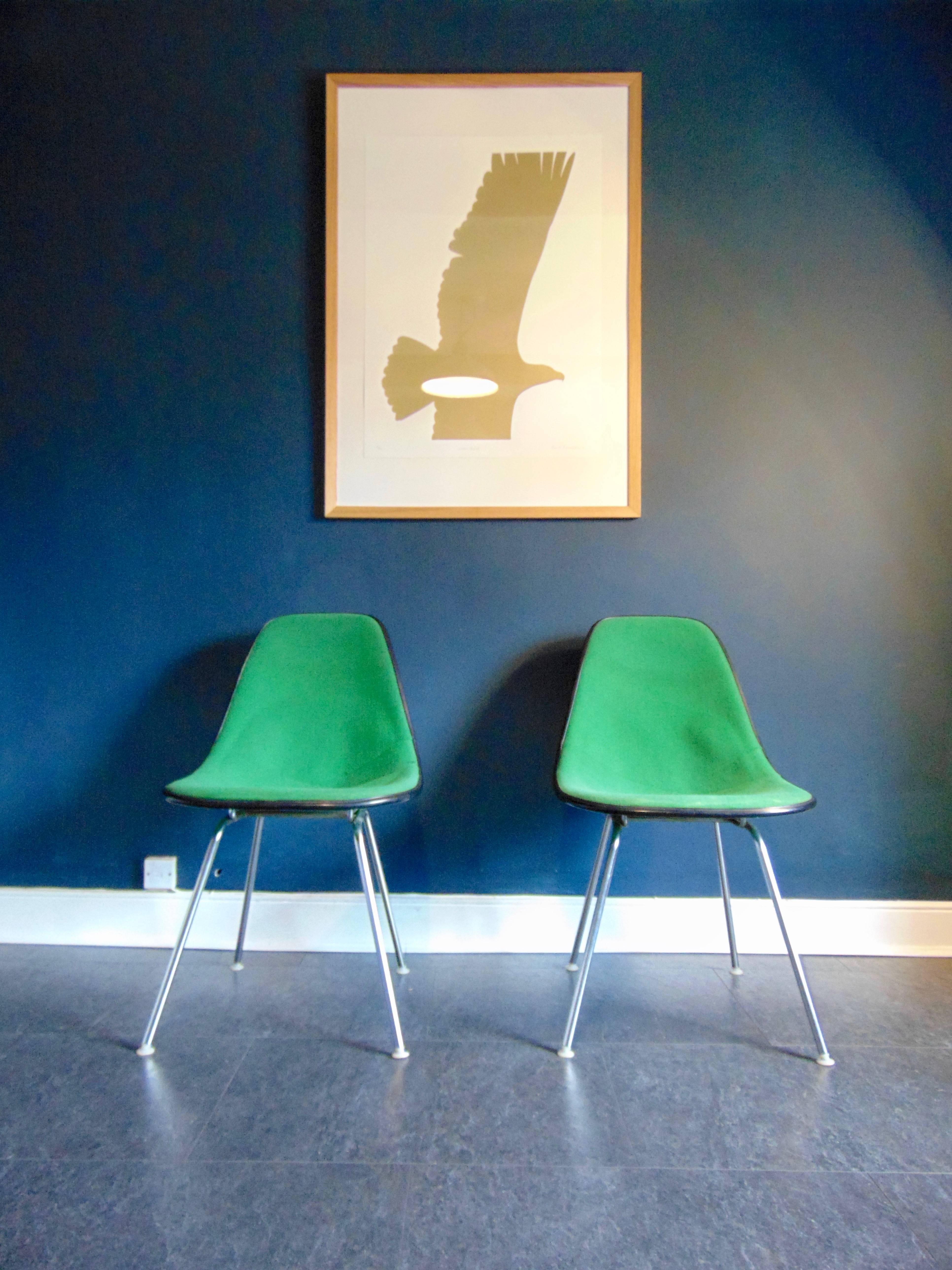 Fibreglass and Fabric Upholstered Side Chairs by Charles Eames for Herman Miller In Good Condition For Sale In Ambleside, Cumbria