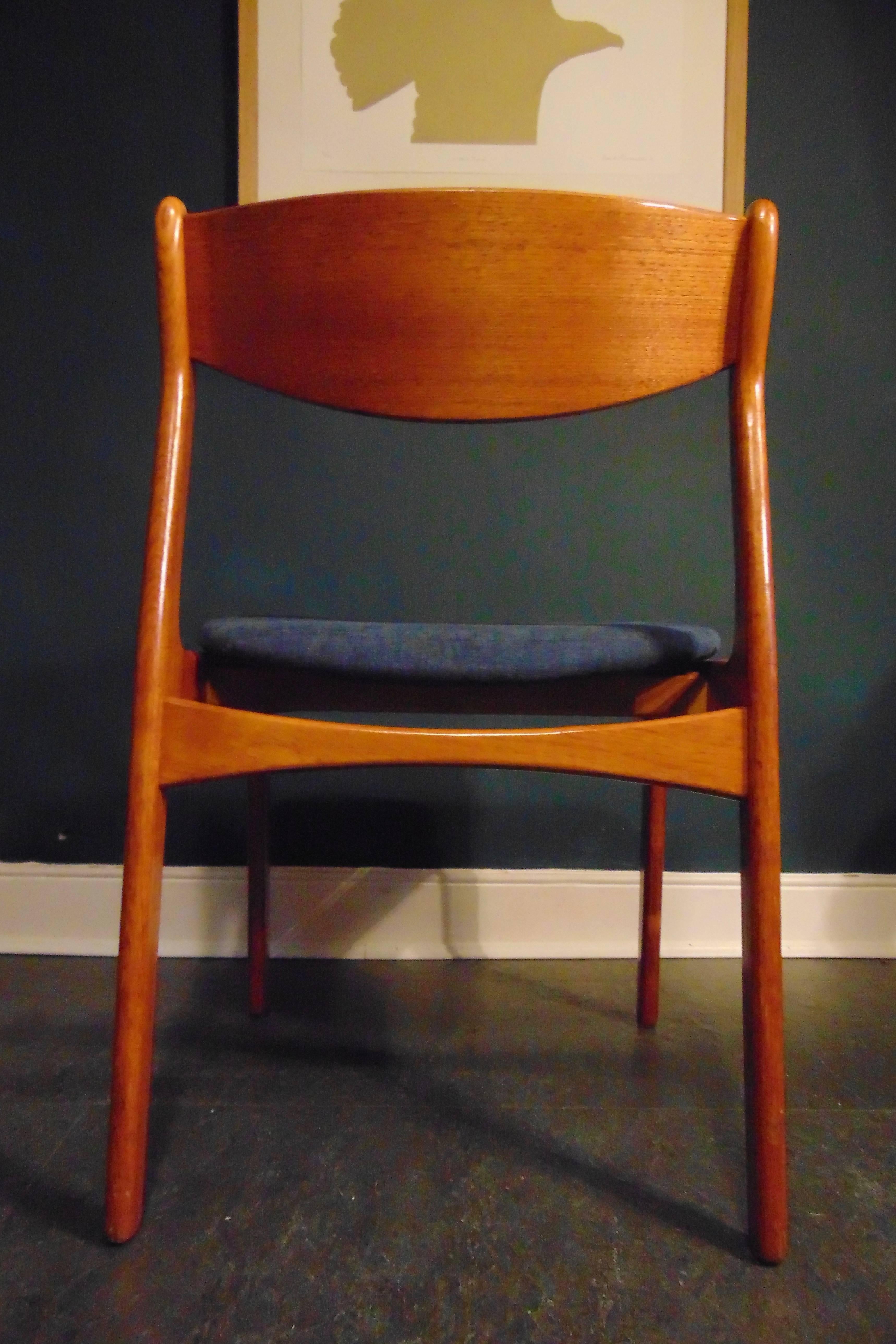 Midcentury Danish Teak Dining Chairs by P.E Jorgensen for Farso Stolefabrik In Excellent Condition For Sale In Ambleside, Cumbria