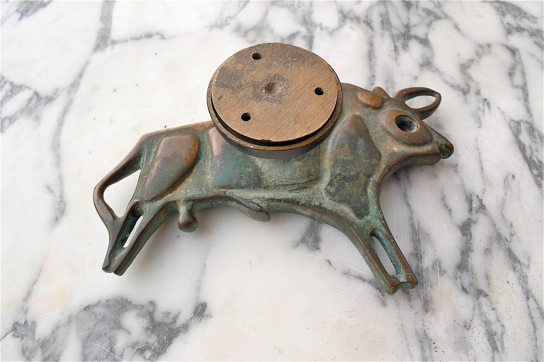 Bronze Push and Pull Door Handle in Shape of Bull, circa 1960s Belgium In Excellent Condition In Noorderwijk, BE