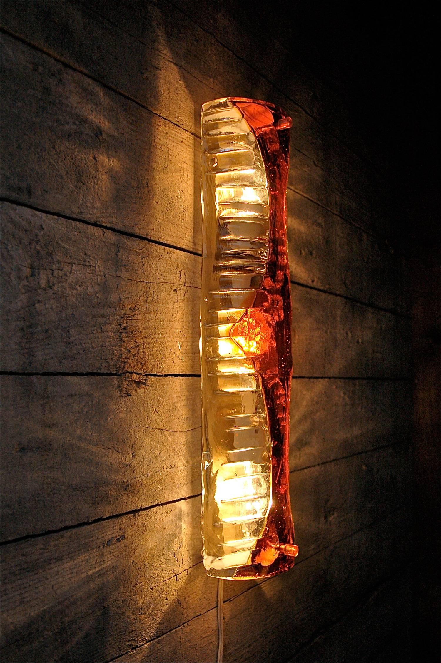 Two-Tone Elongated Pair of Murano Wall Lights, Italy, 1970s In Good Condition In Noorderwijk, BE