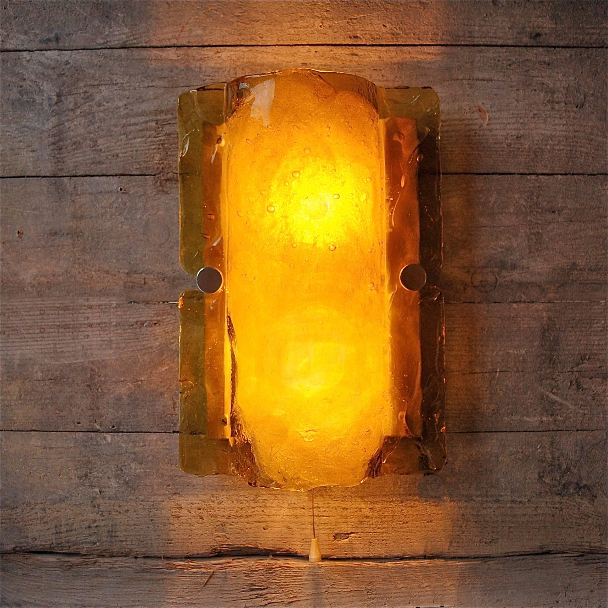 Pair of Murano Glass Wall Light Sconces by J.T. Kalmar, Austria, 1960s In Good Condition For Sale In Noorderwijk, BE