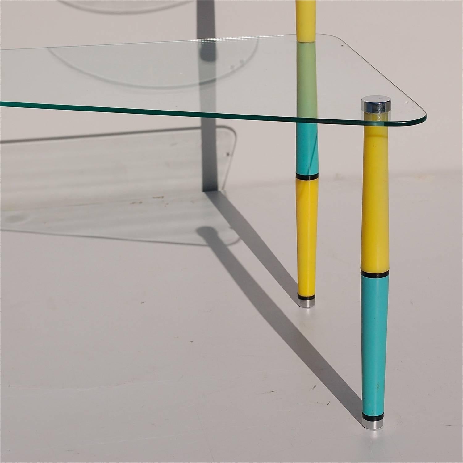 Mid-Century Modern Triangular Glass Side Table with Bright Colored Legs, Mid-20th Century, Italy