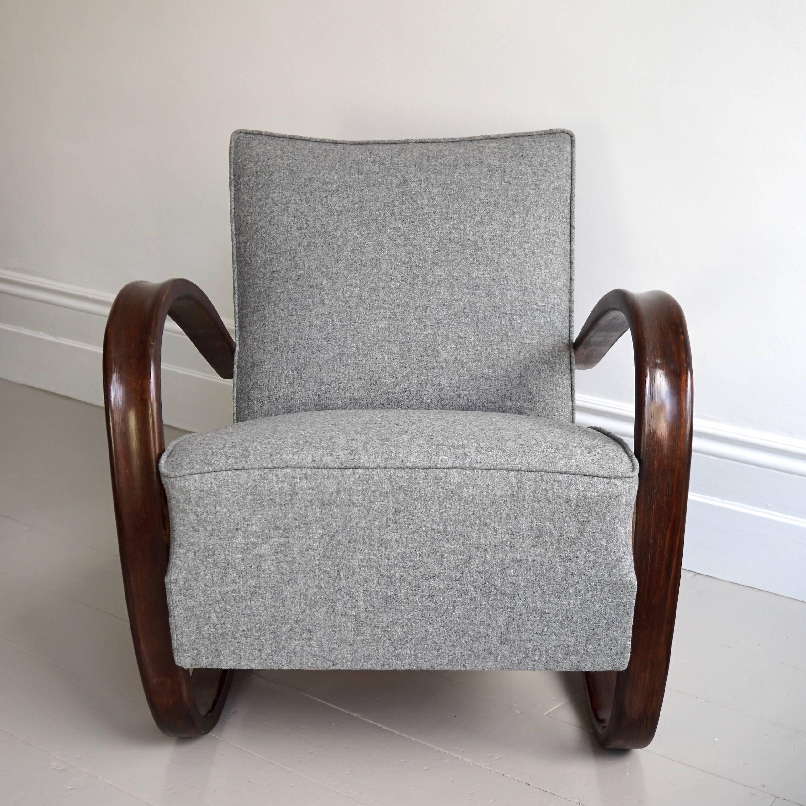 Art Deco 1930s Jindrich Halabala H-269 Bentwood Lounge Chair by Thonet