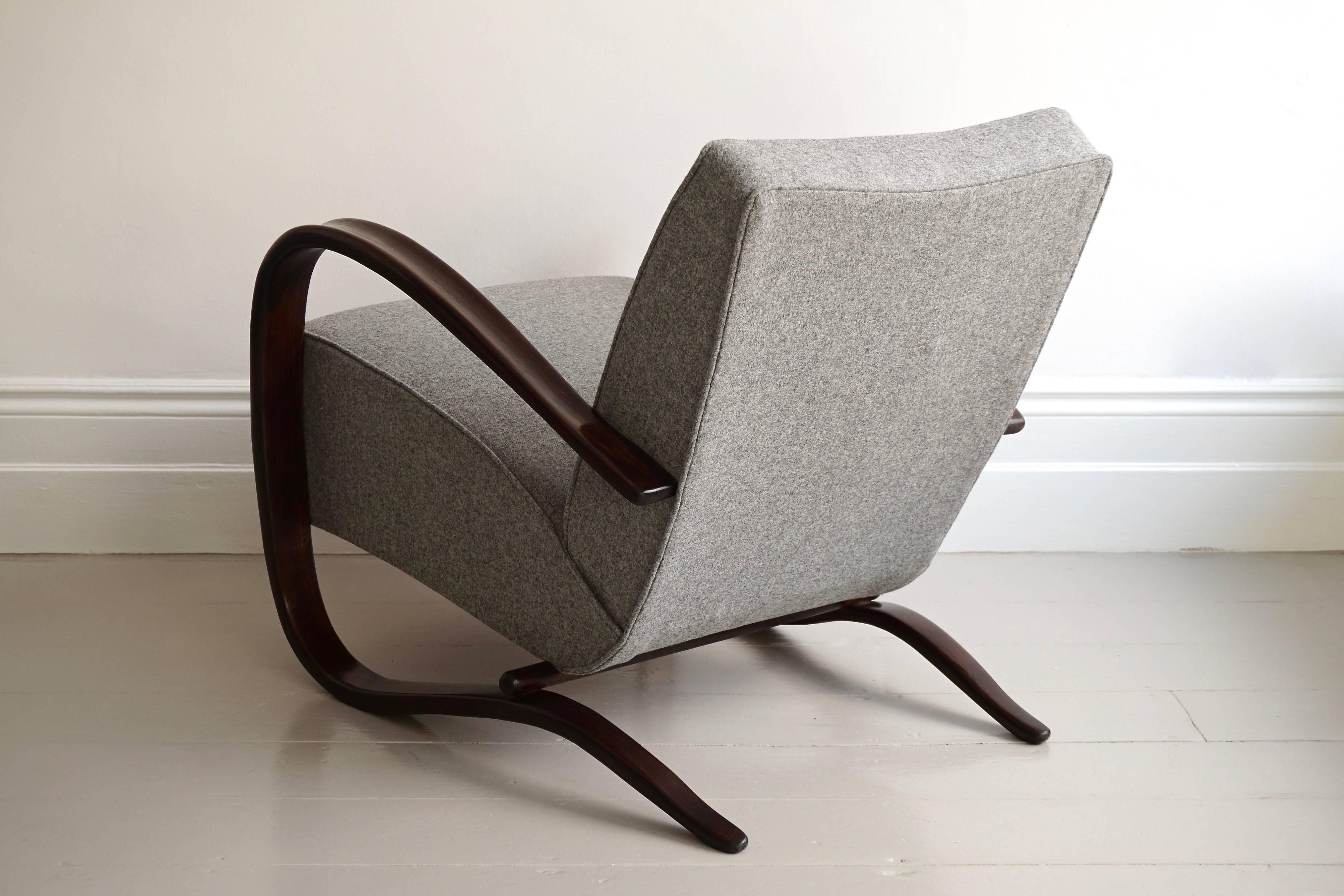 Polished 1930s Jindrich Halabala H-269 Bentwood Lounge Chair by Thonet