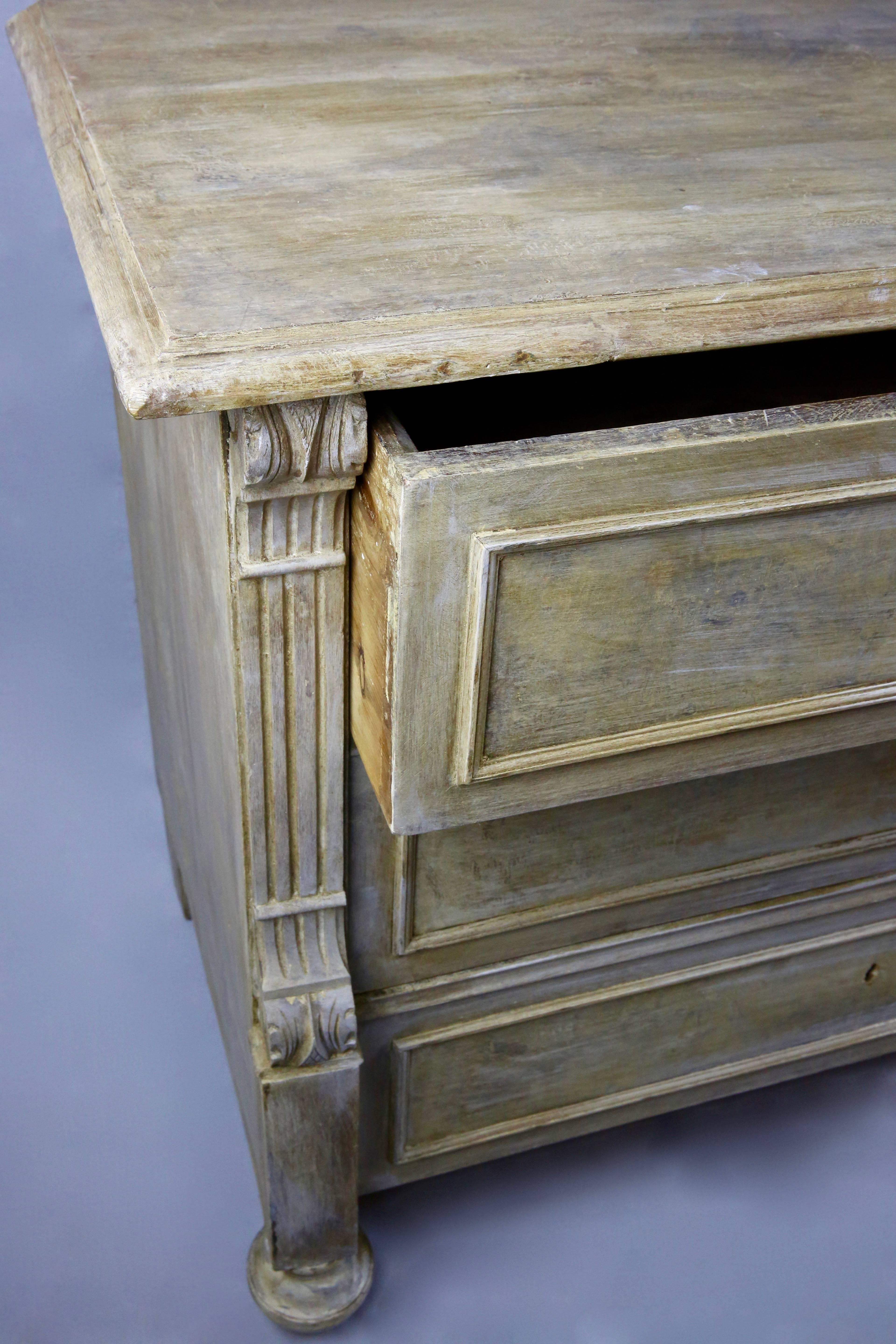 19th Century Viennese Baroque Revival Bleached Walnut Small Chest of Drawers For Sale 2