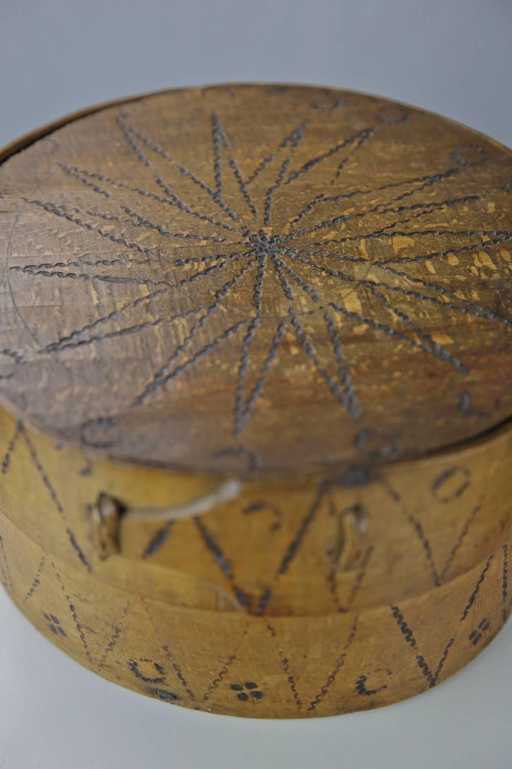 Hand-Crafted 19th Century Bentwood Scandinavian Folk Art Adorned Pantry Box with Poker Work For Sale