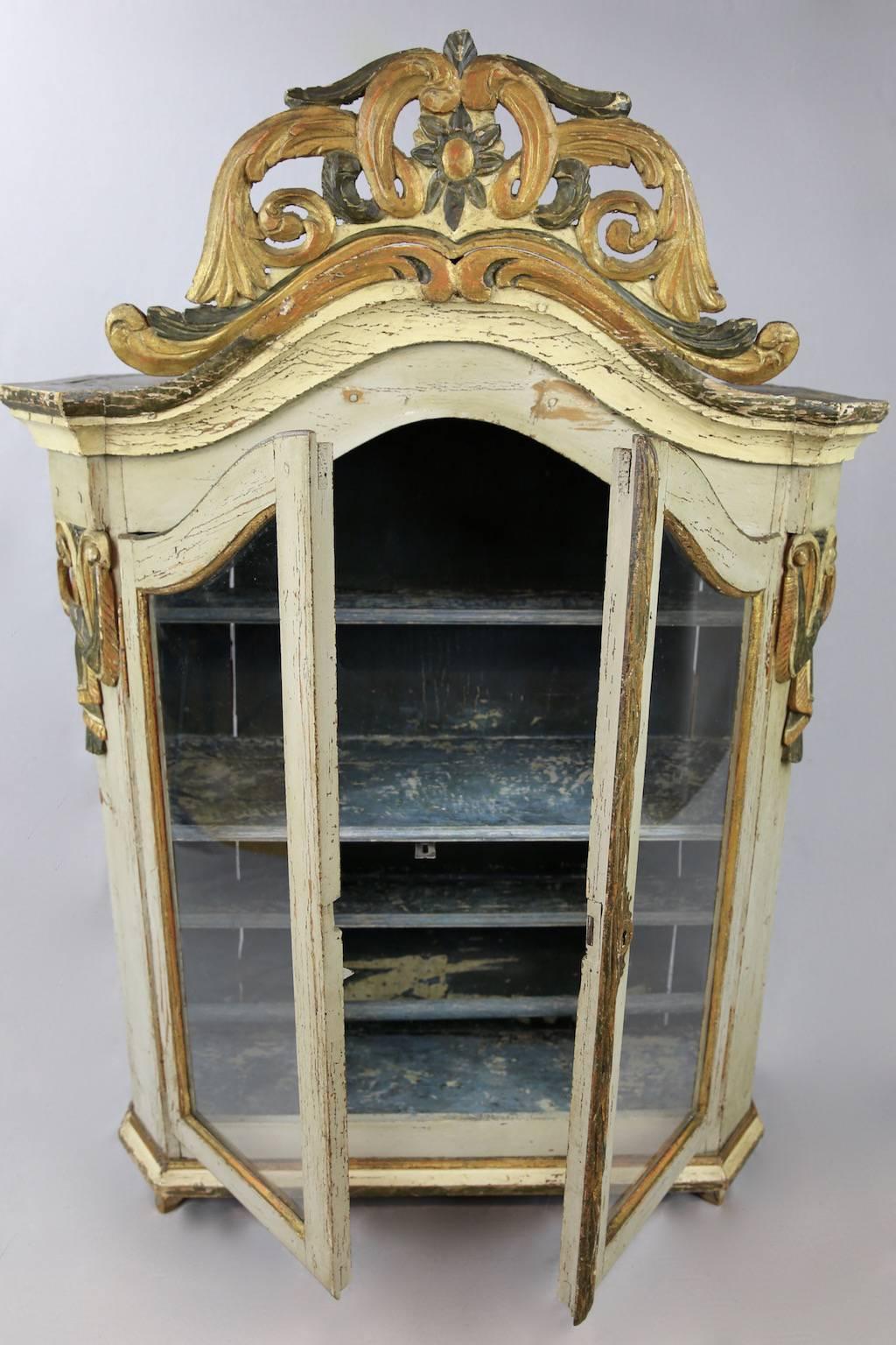 18th Century Swedish Rococo Glazed Cabinet in Original Paint For Sale 1