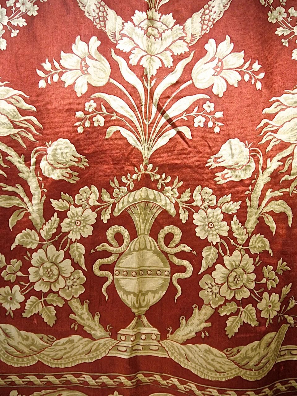 Two Pairs of Silk Curtains Dark Coral Old Gold, French, 19th Century 3