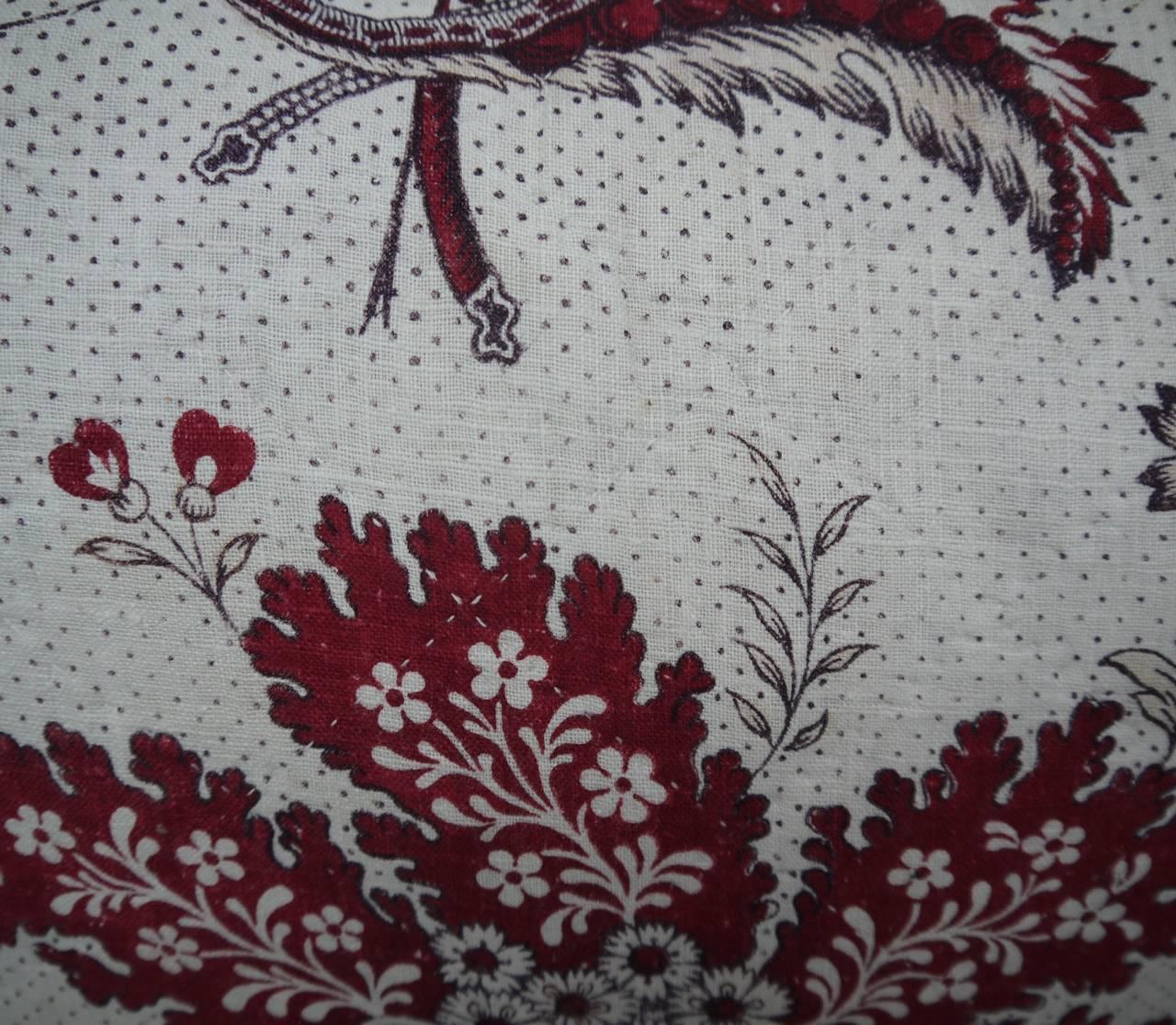 Pair of 18th Century French Block Printed Pillows with Stylised Flower In Good Condition In London, GB