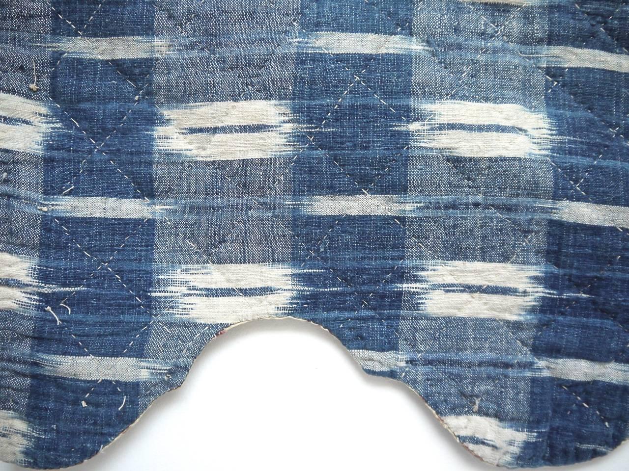 18th Century Antique French Indigo Flamme Linen Pelmet with Silk Reverse For Sale 1