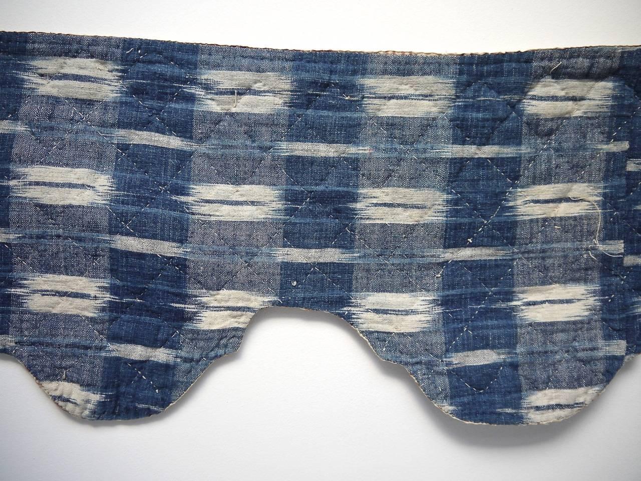 18th Century Antique French Indigo Flamme Linen Pelmet with Silk Reverse For Sale 2