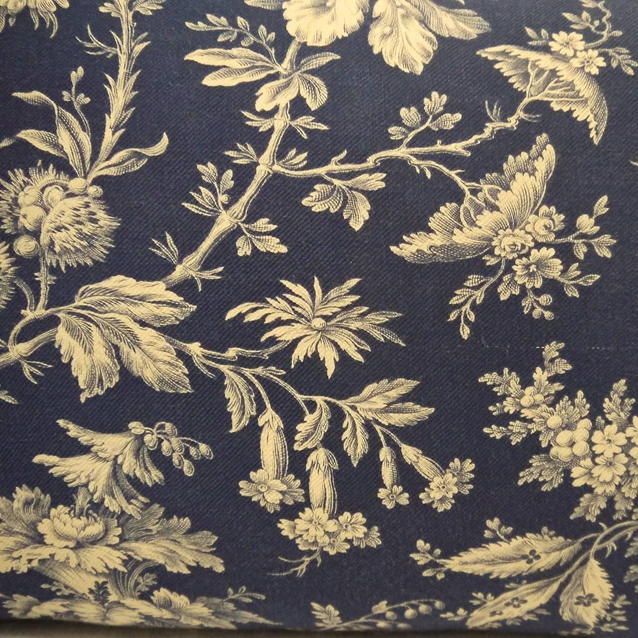 19th Century French Antique Printed Floral Cotton Pillow For Sale 1
