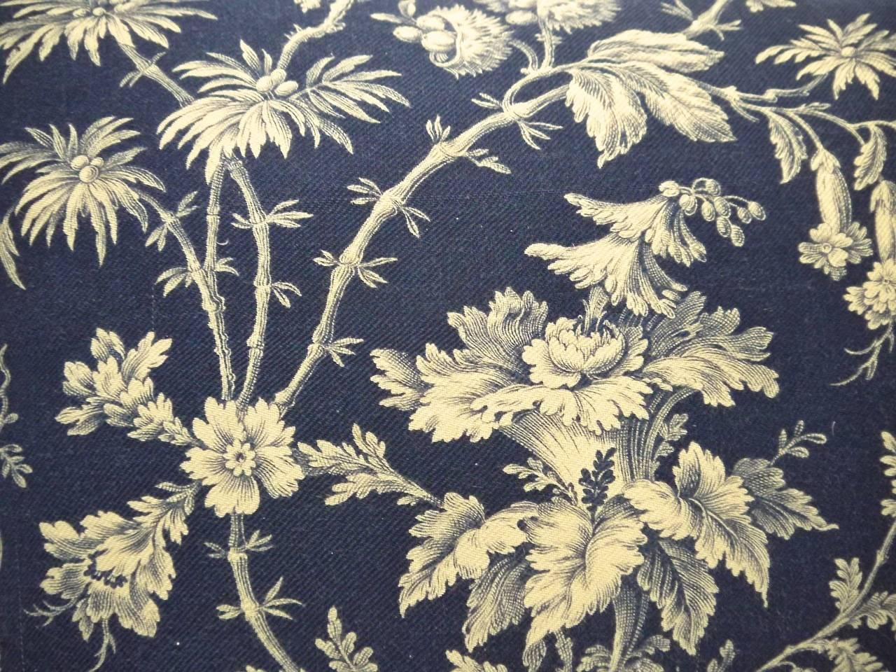 19th Century French Antique Printed Floral Cotton Pillow For Sale 1