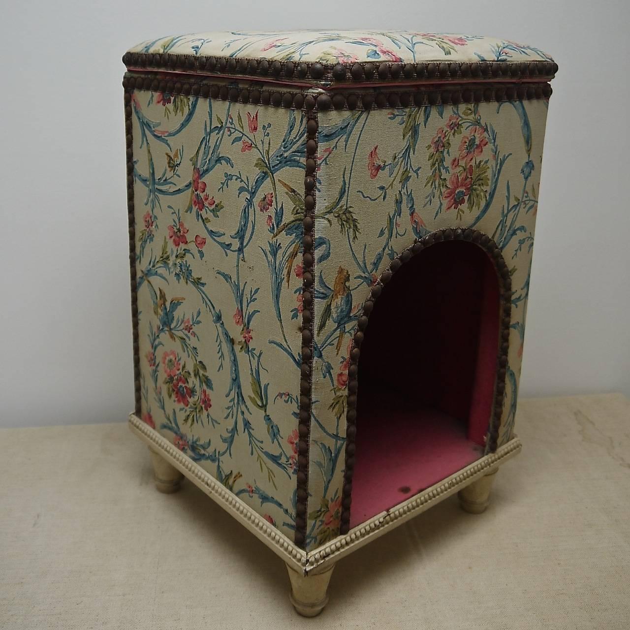 French Provincial Late 19th Century French Antique Upholstered Dogs Bed