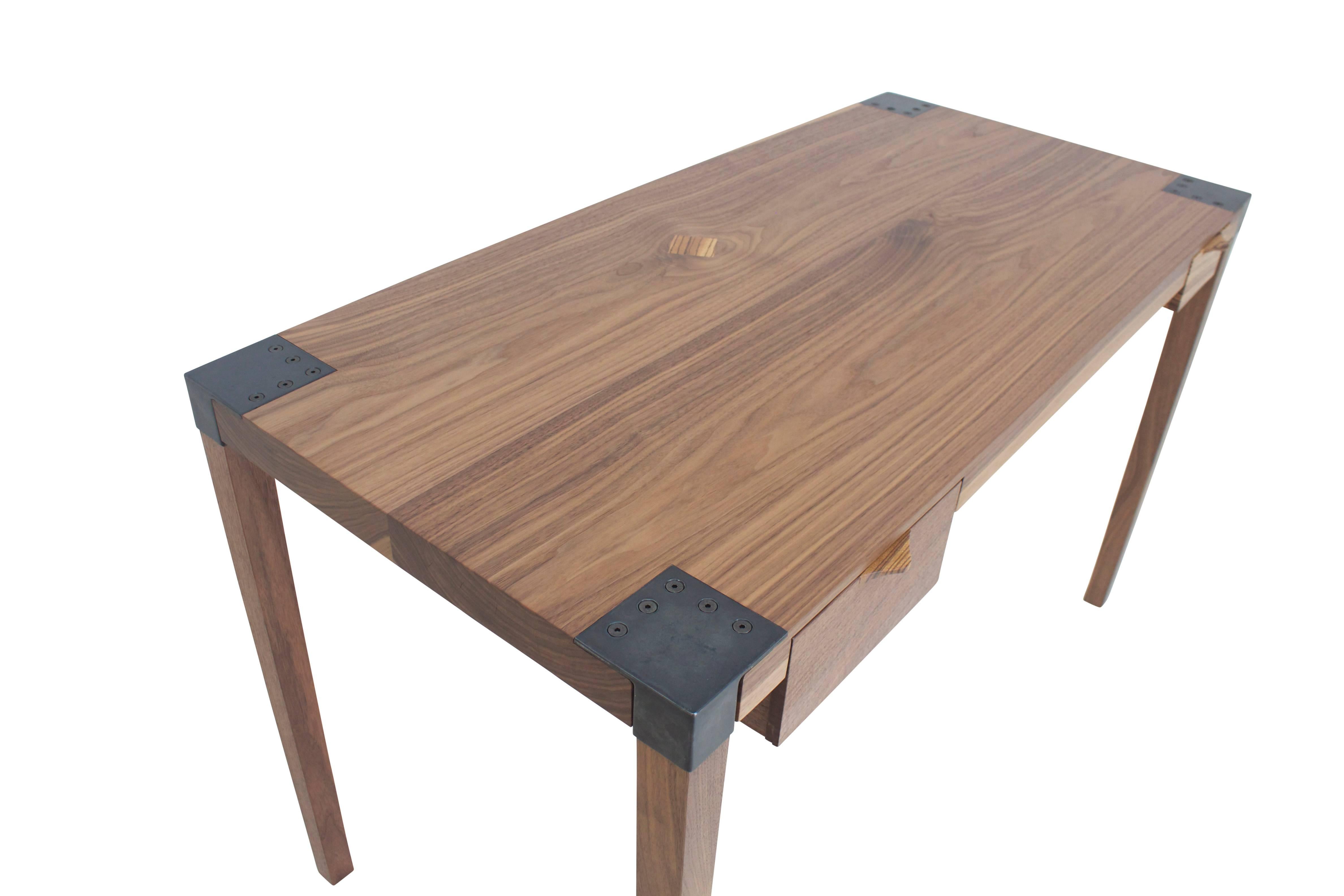 desk joinery