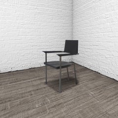 Geschwärzter Stahl, Massivholz "Stahlstuhl", handgeformt, Nussbaum, gekohlte Esche