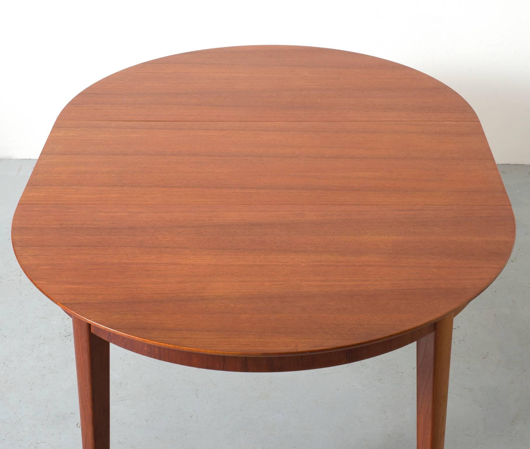 Mid-Century Modern Henning Kjaernulf Teak Dining Table with Four Leaves