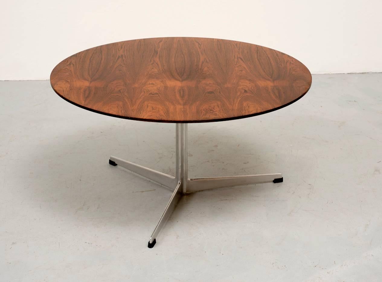 Scandinavian Modern Brazilian Rosewood Coffee Table by Arne Jacobsen, circa 1960s