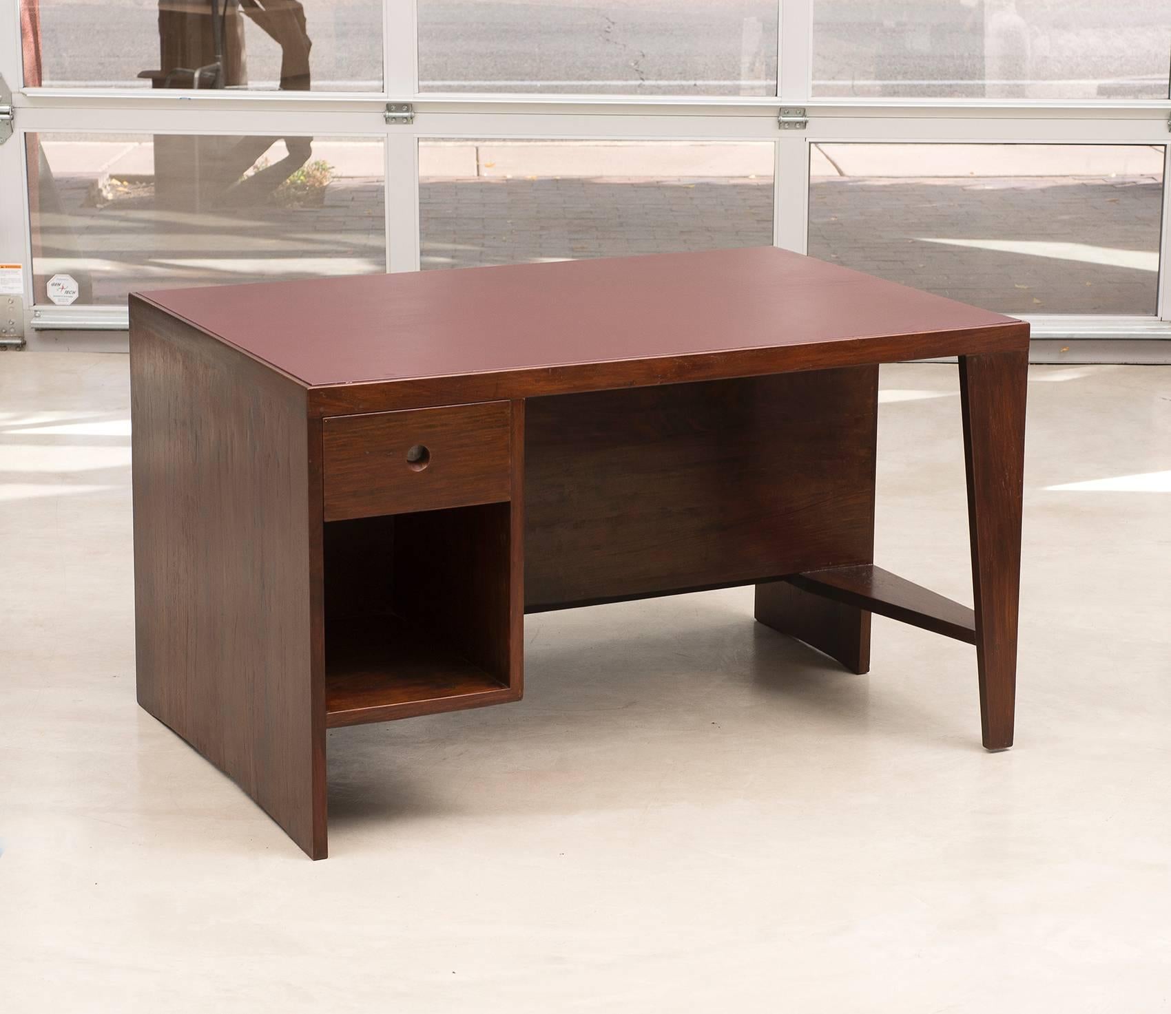 Pierre Jeanneret Chandigarh Desk in Indian Rosewood, 1950s In Good Condition In Sylacauga, AL