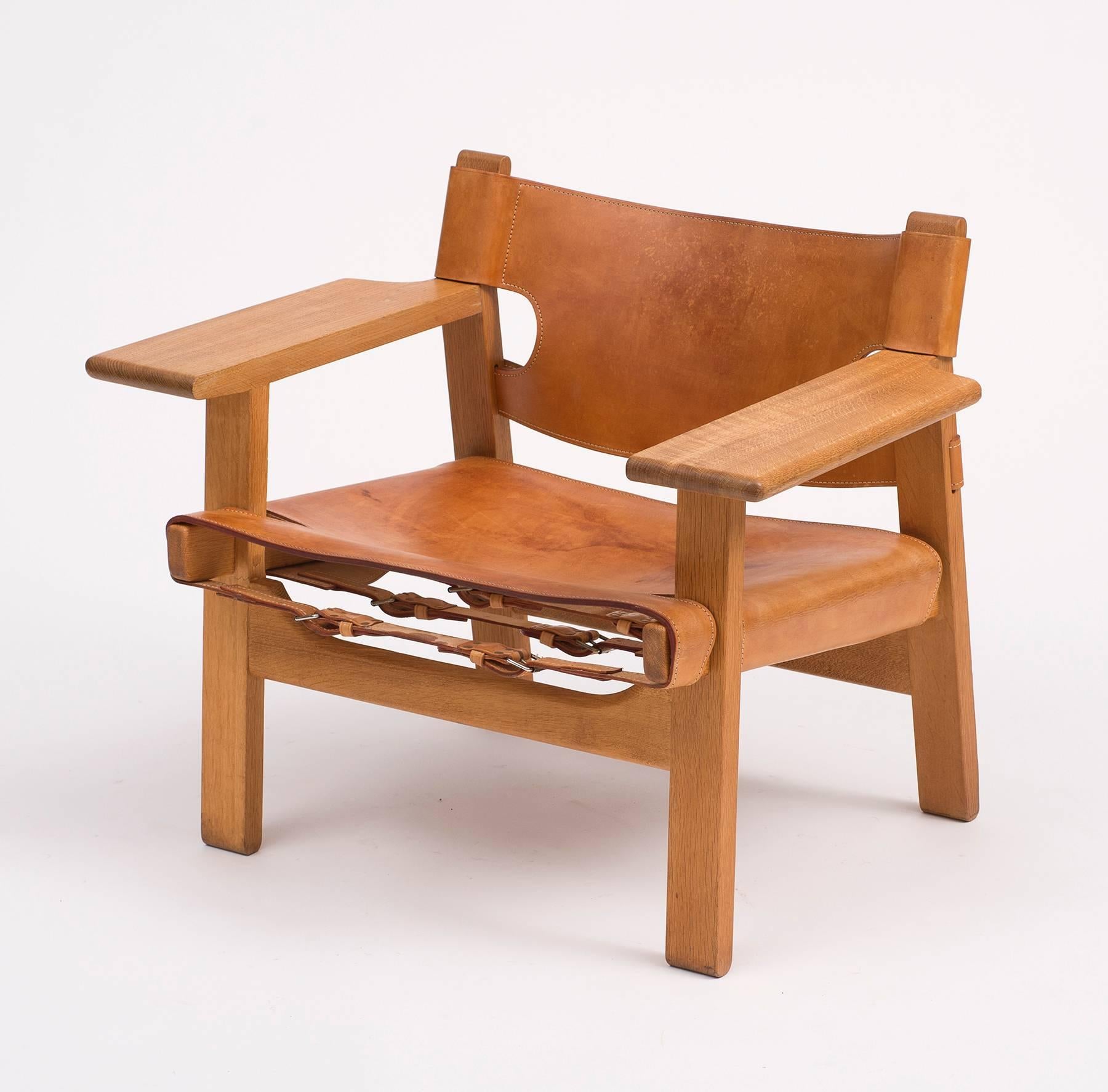 Scandinavian Modern Pair of Spanish Chairs by Børge Mogensen in Oak and Cognac Leather