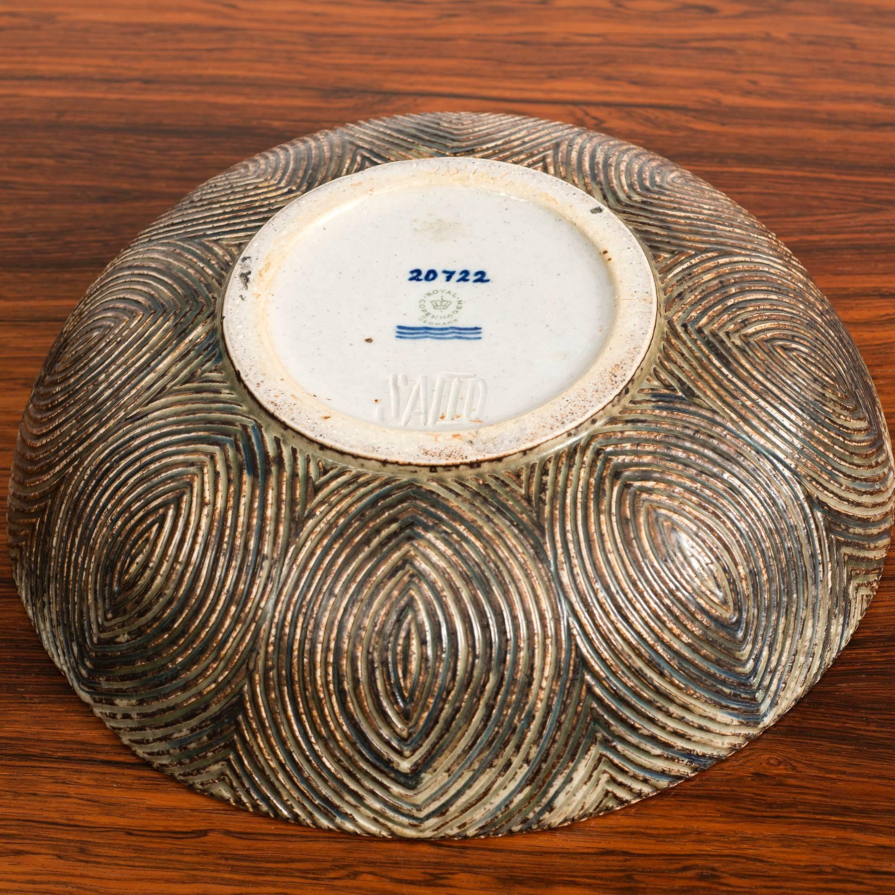 Mid-20th Century Large Bowl with Sung Glaze by Axel Salto for Royal Copenhagen
