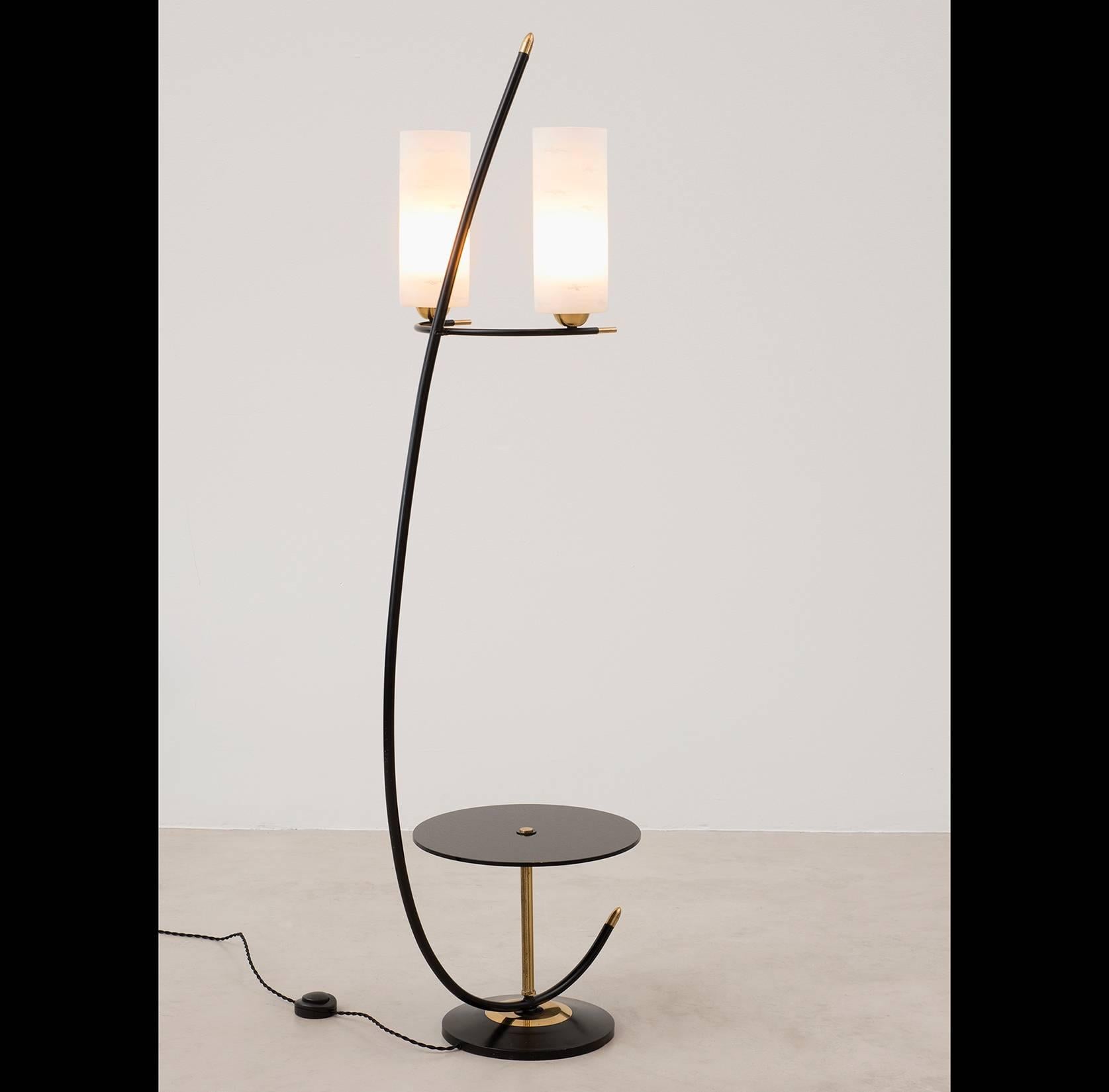 Mid-Century Modern French Floor Lamp in Brass and Black Lacquer with Etched Glass Diffusers, 1950s For Sale