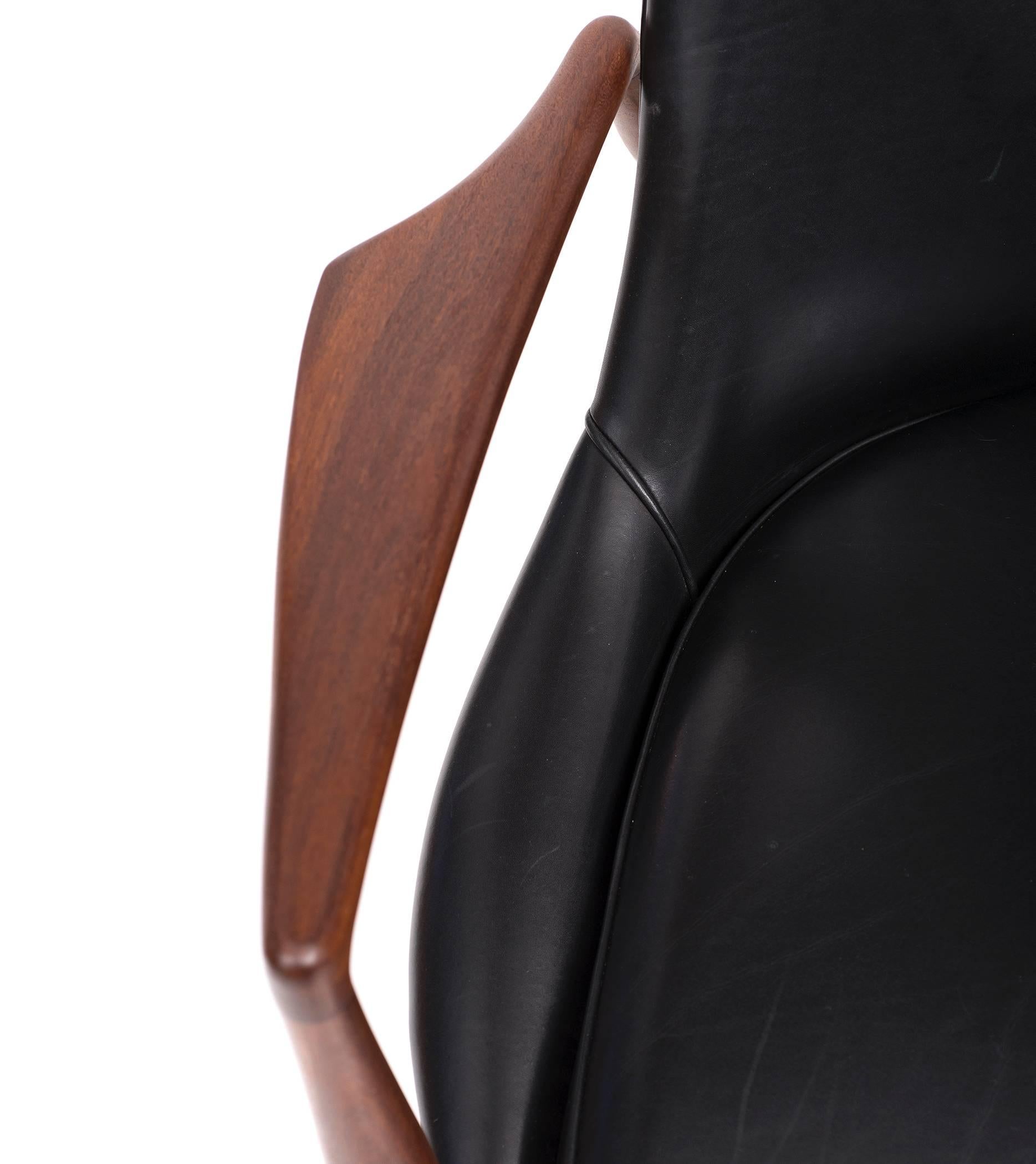 Mid-20th Century Ib Kofod-Larsen High Back Seal Chair in Teak and Black Leather for OPE, 1960s For Sale