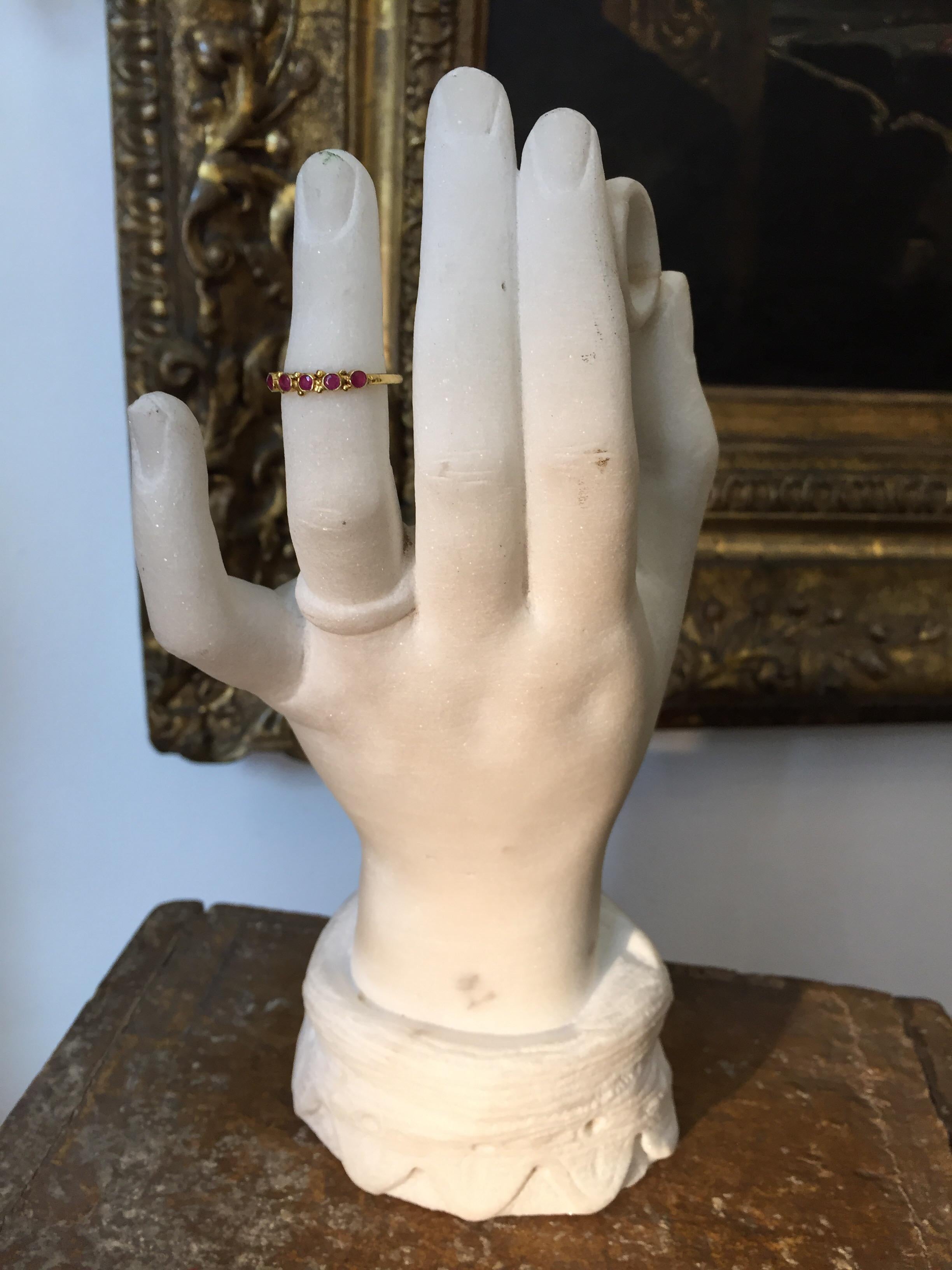 Italian 20th Century White Carrara Marble Bride Hand Sculpture Paperweight 11