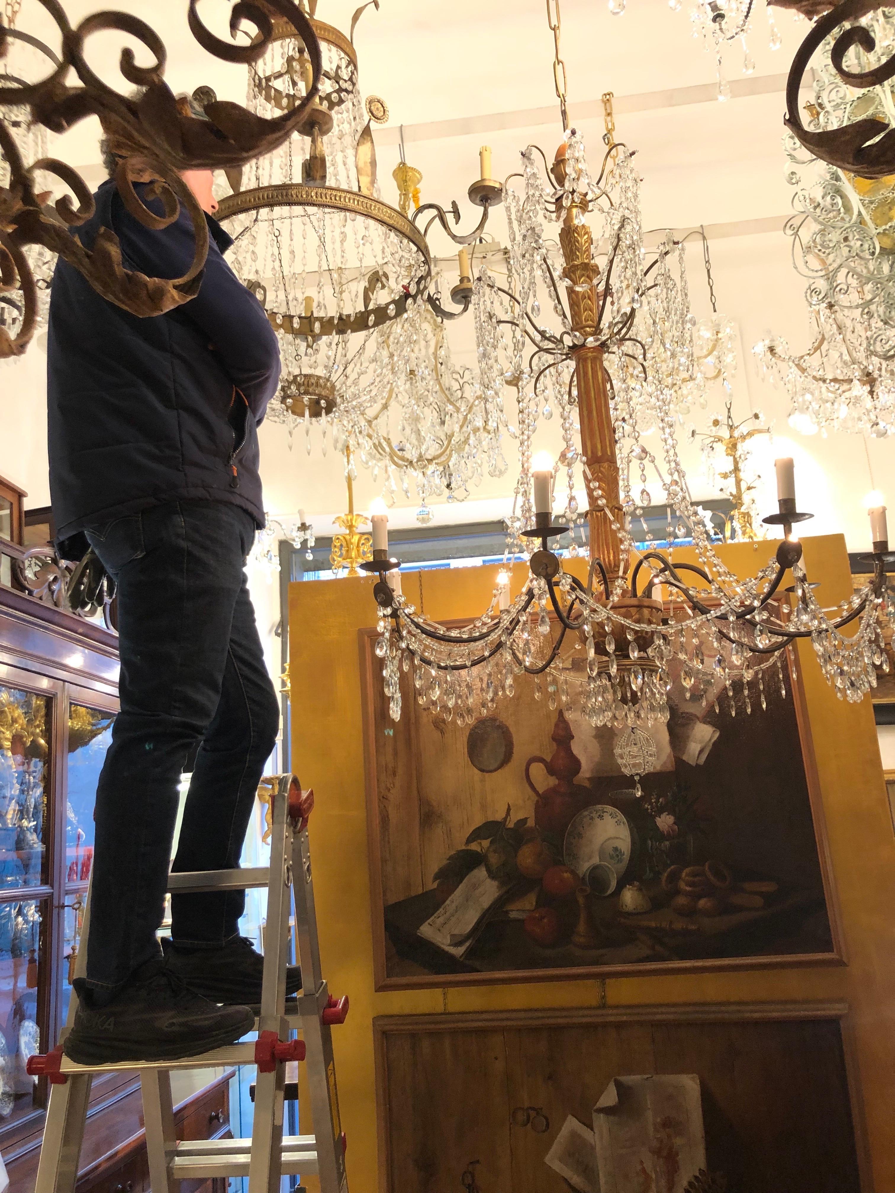 1780 Genovese Italian Empire Chandelier in Gilded Wood and Crystal Eight Lights 9