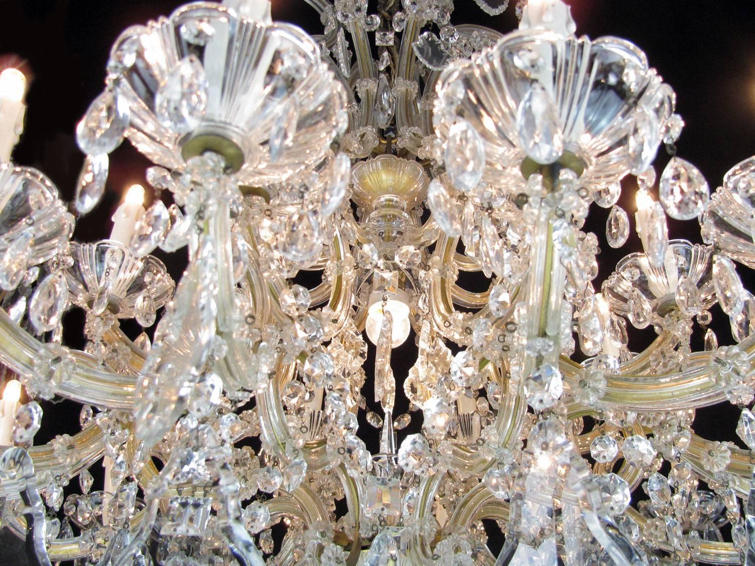 Large Italian Maria Theresa TwentyFour Light Crystal Chandelier Mid 20th Century 3