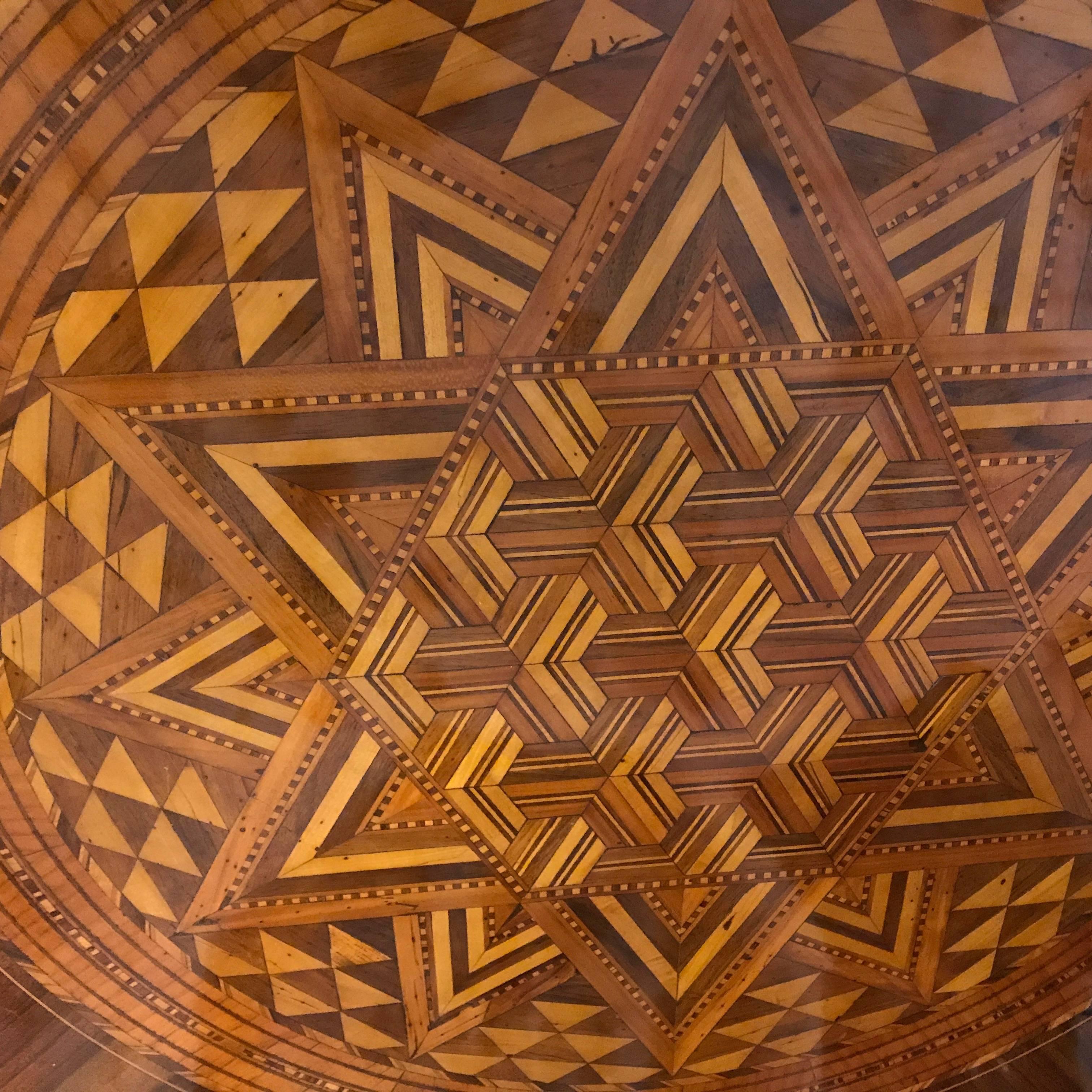 19th Century Italian Marquetry Center Circular  Table from Rolo  7