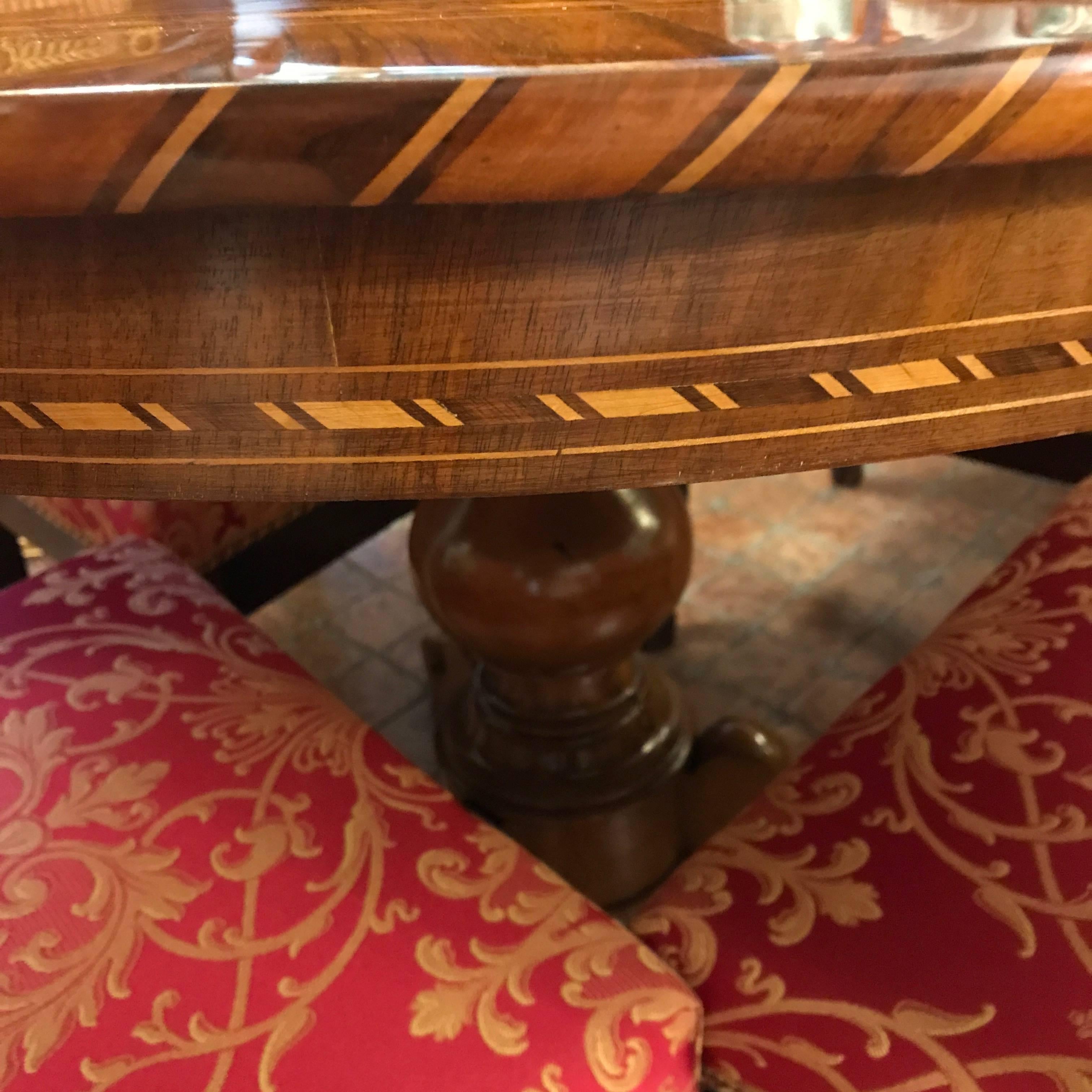 19th Century Italian Marquetry Center Circular  Table from Rolo  11