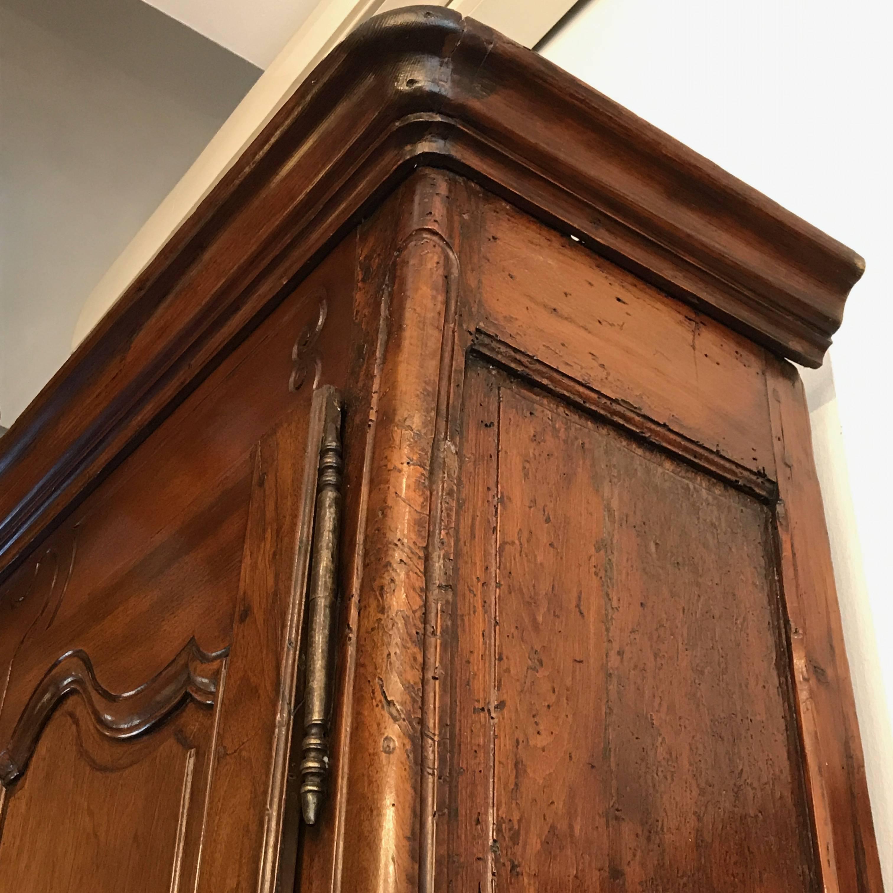 18th Century French Walnut Buffet Louis XV Provencal Two-Part Cupboard 8